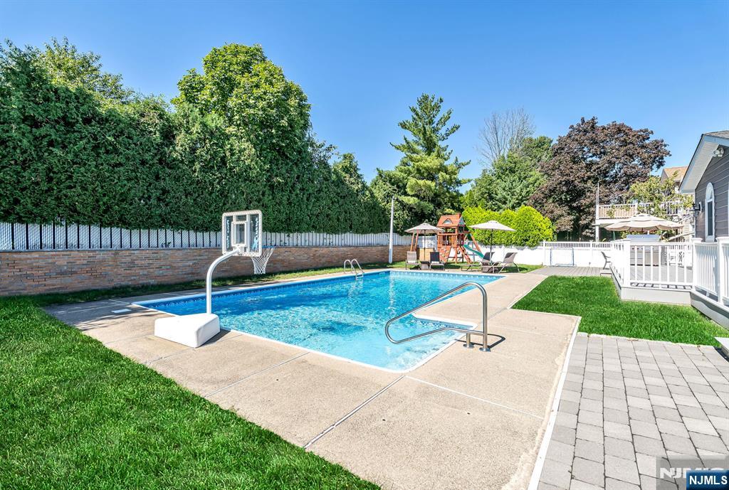 26 Rabkin Drive