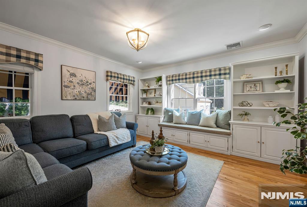 70 Saxonia Avenue
