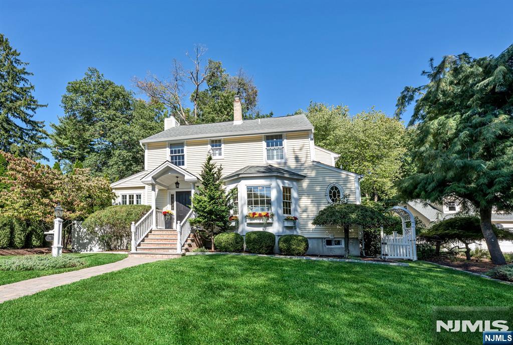 70 Saxonia Avenue