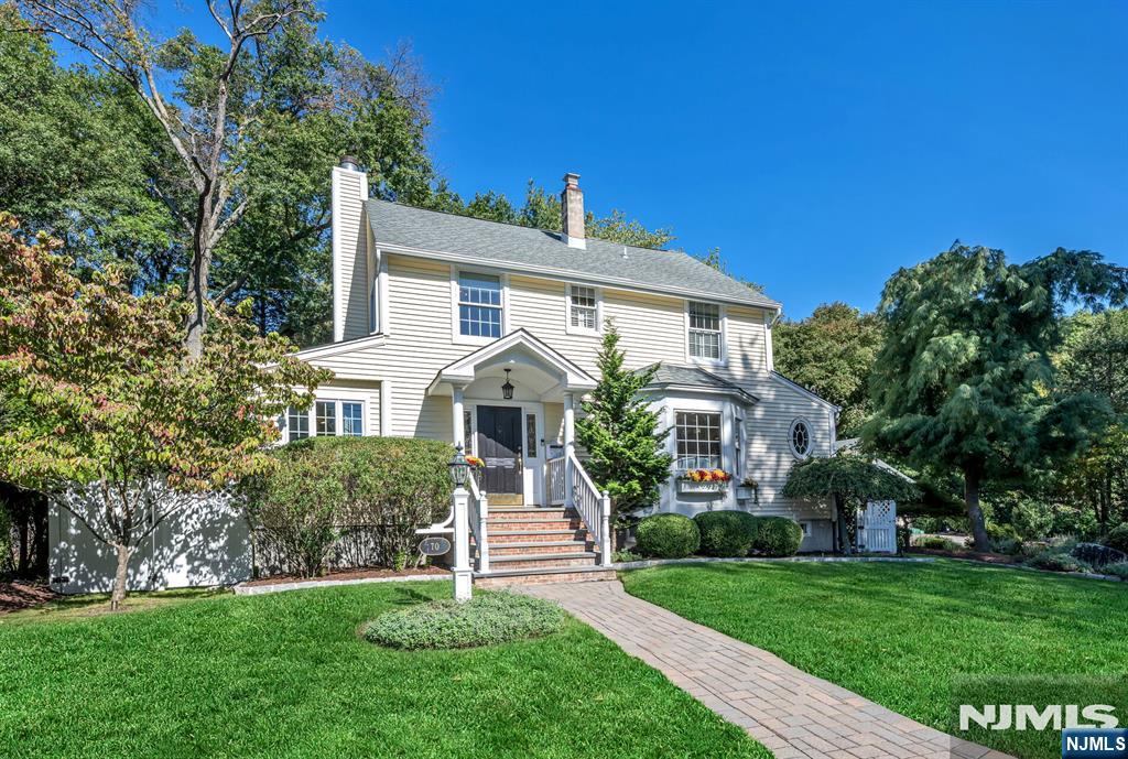 70 Saxonia Avenue