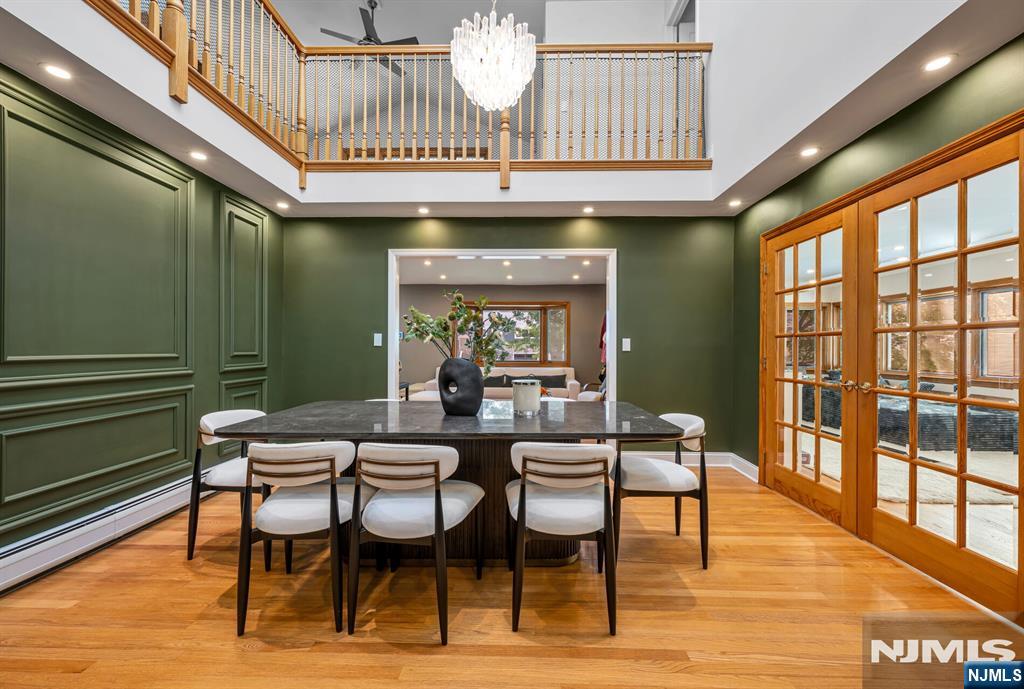 23 Spruce Place