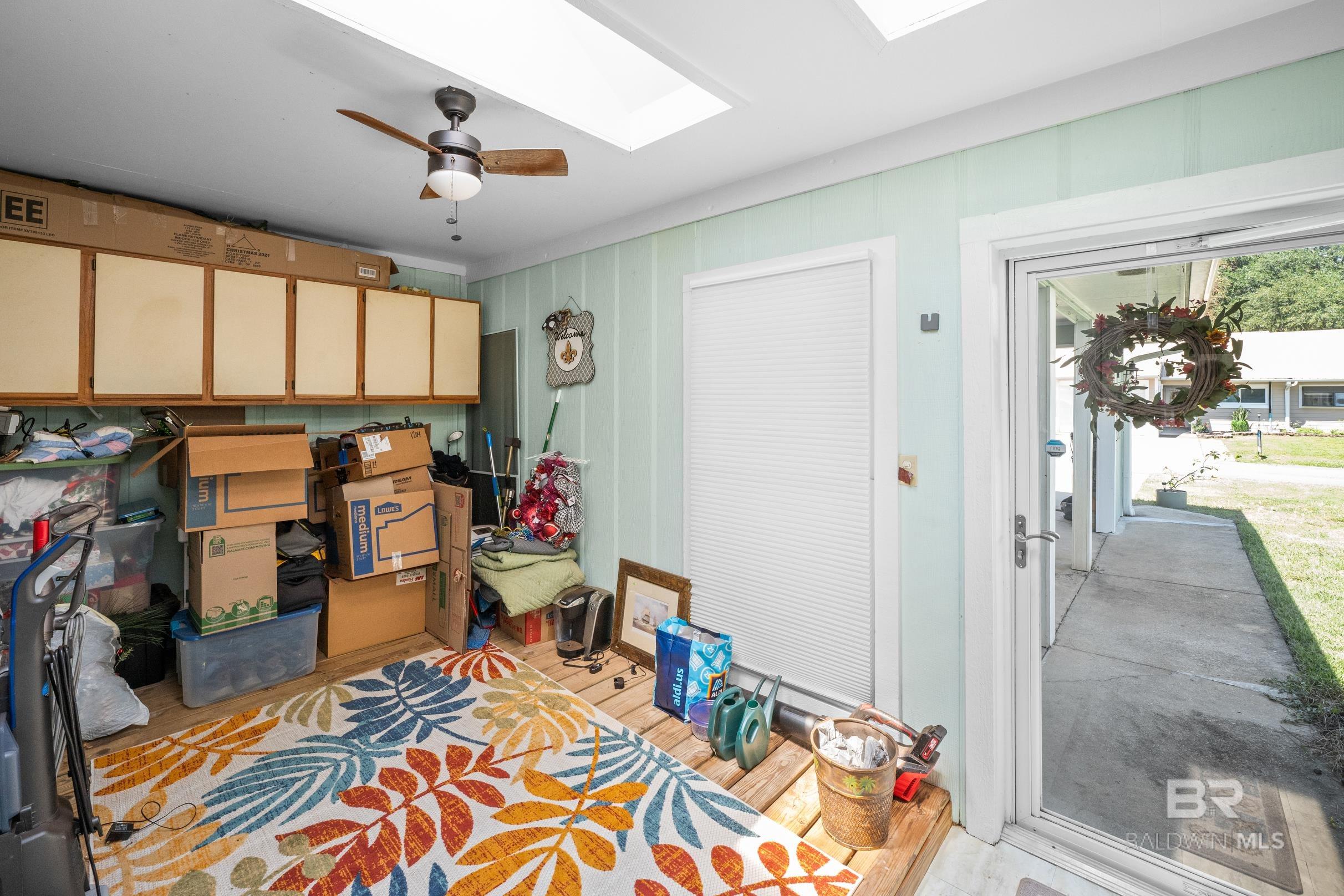1232 E Hummingbird Lane 202