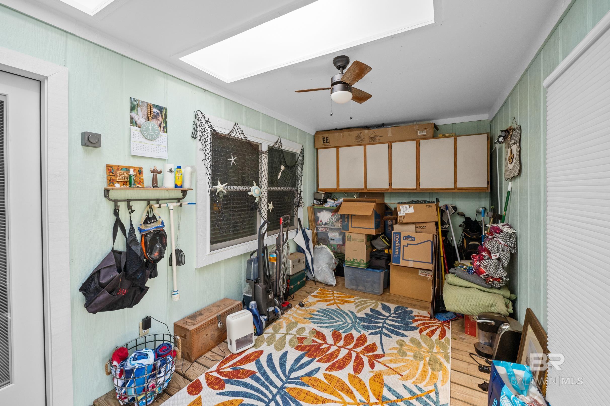 1232 E Hummingbird Lane 202