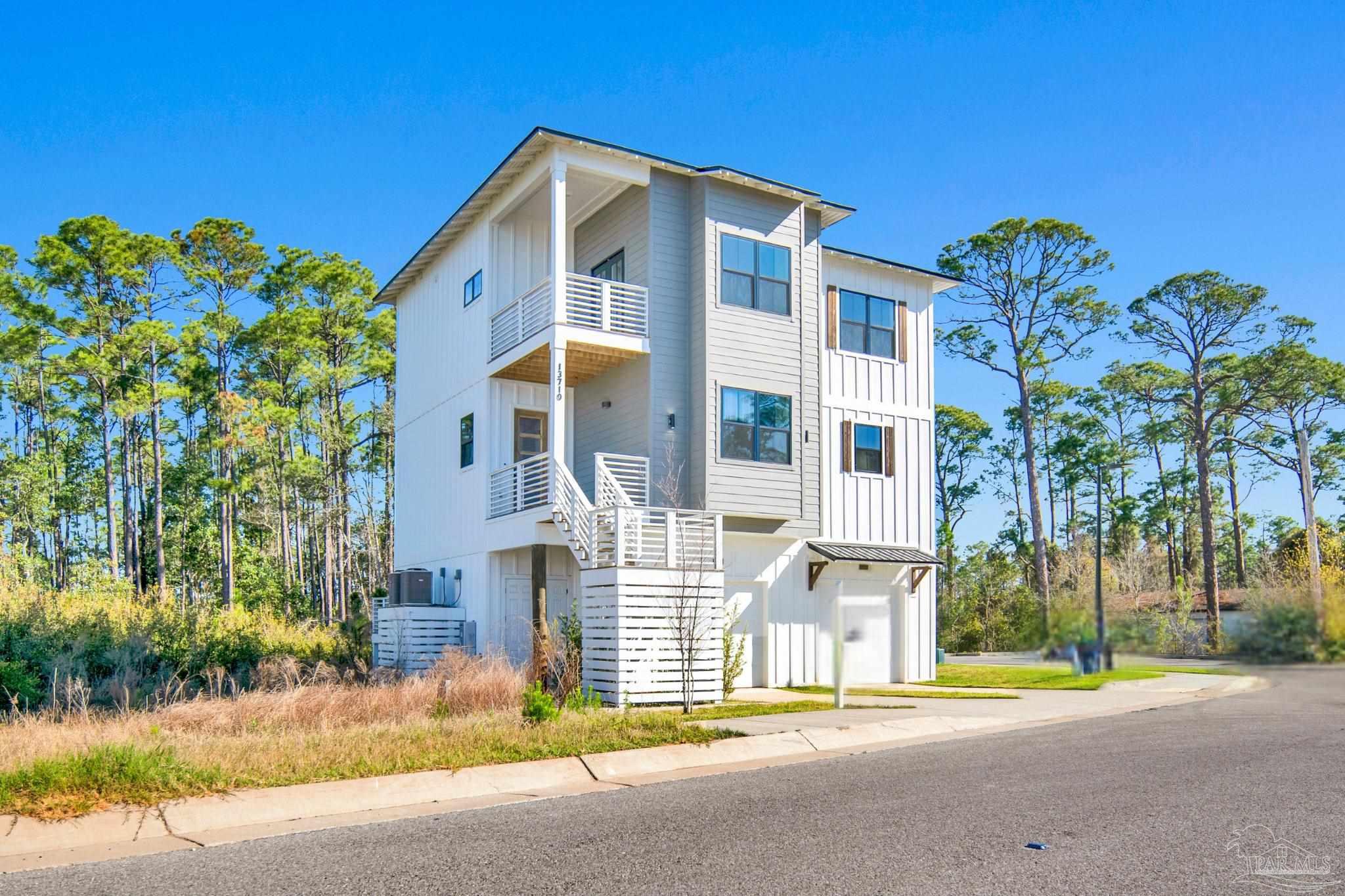 13710 Osprey Dr