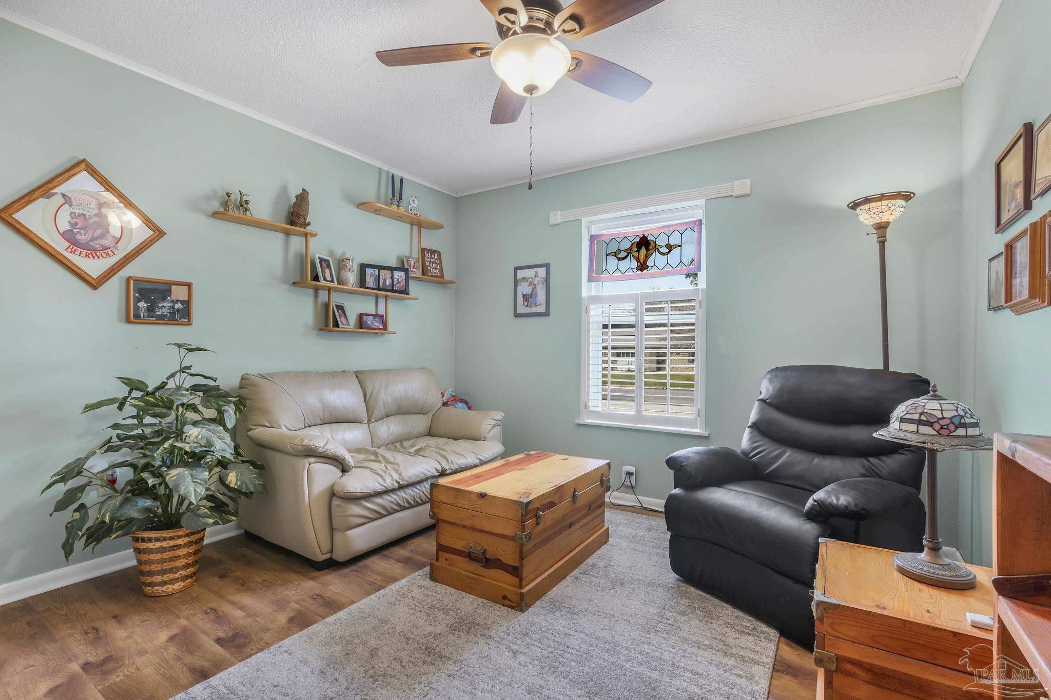 10827 Berryhill Rd