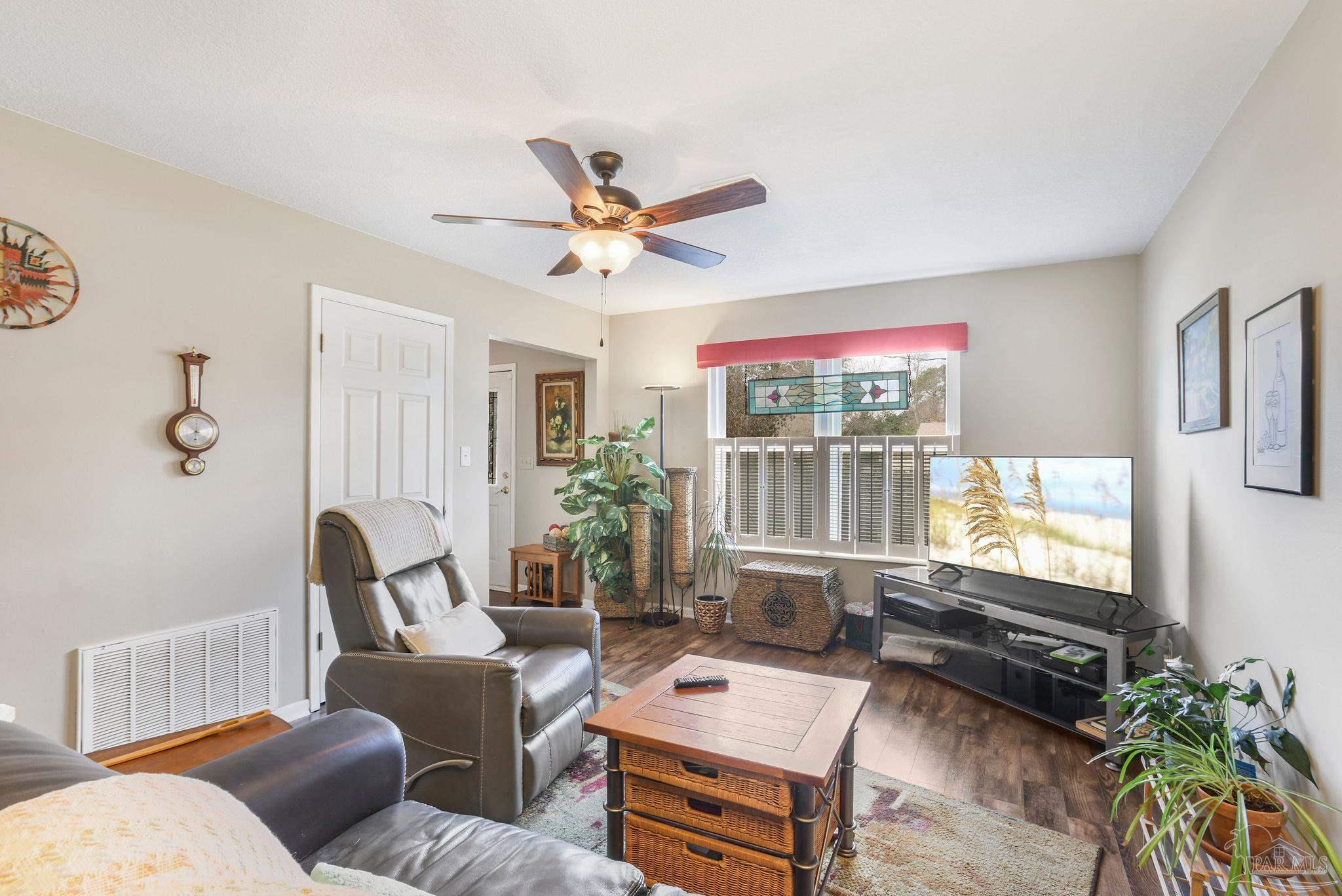10827 Berryhill Rd