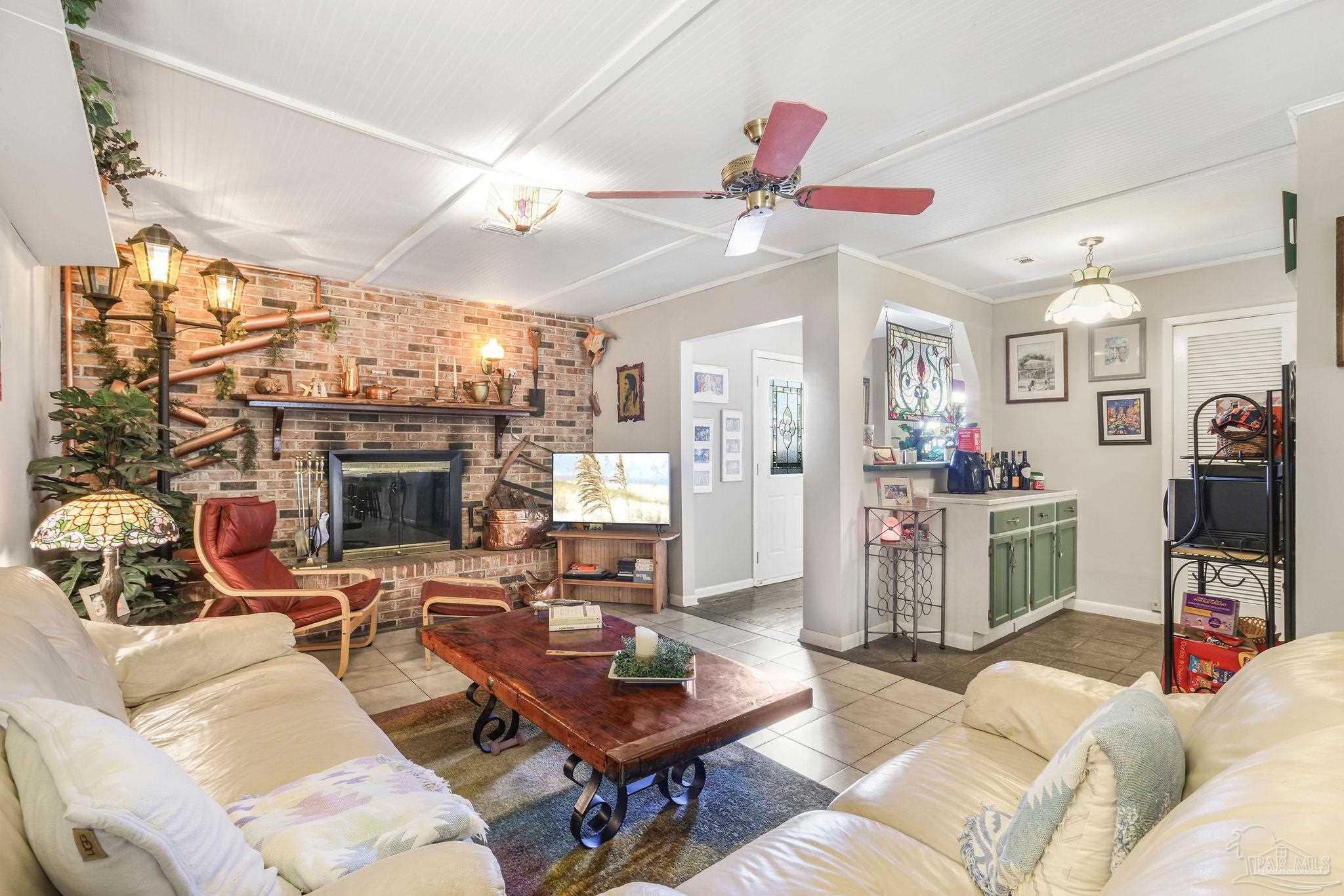 10827 Berryhill Rd