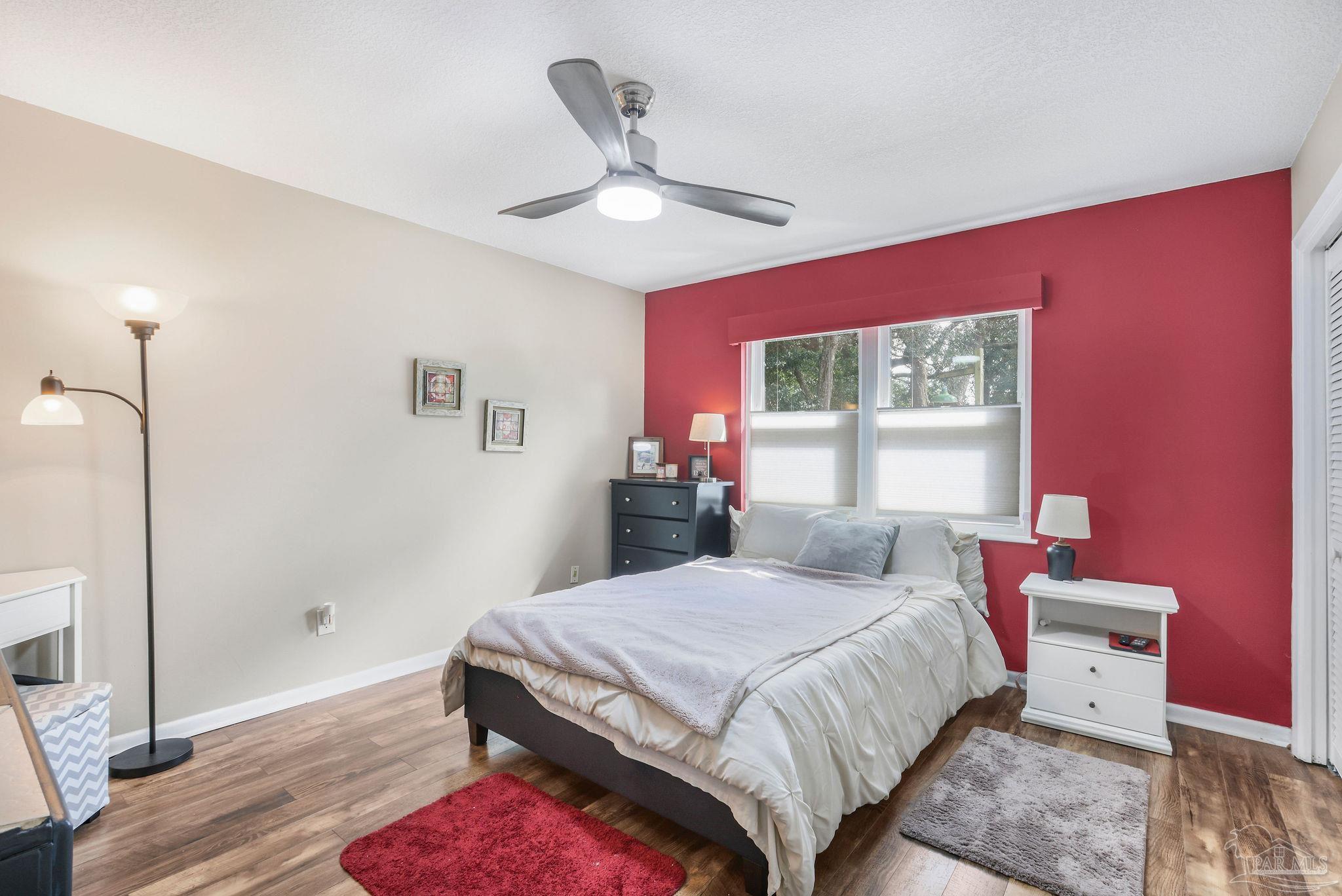10827 Berryhill Rd