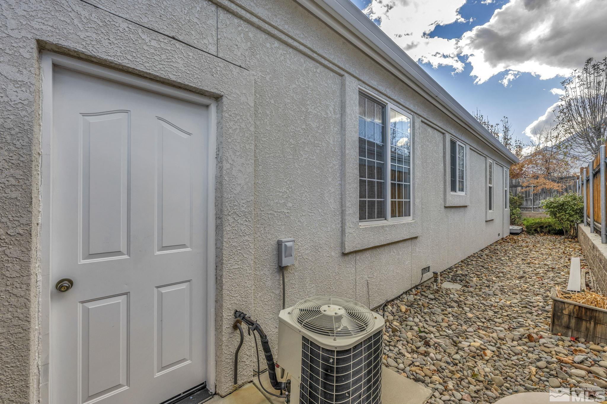 1433 Alberta Court