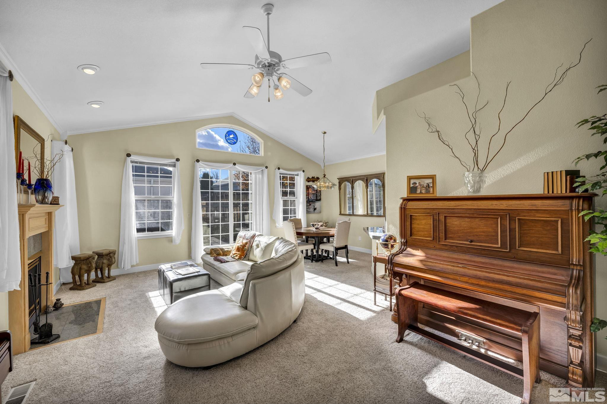 1433 Alberta Court