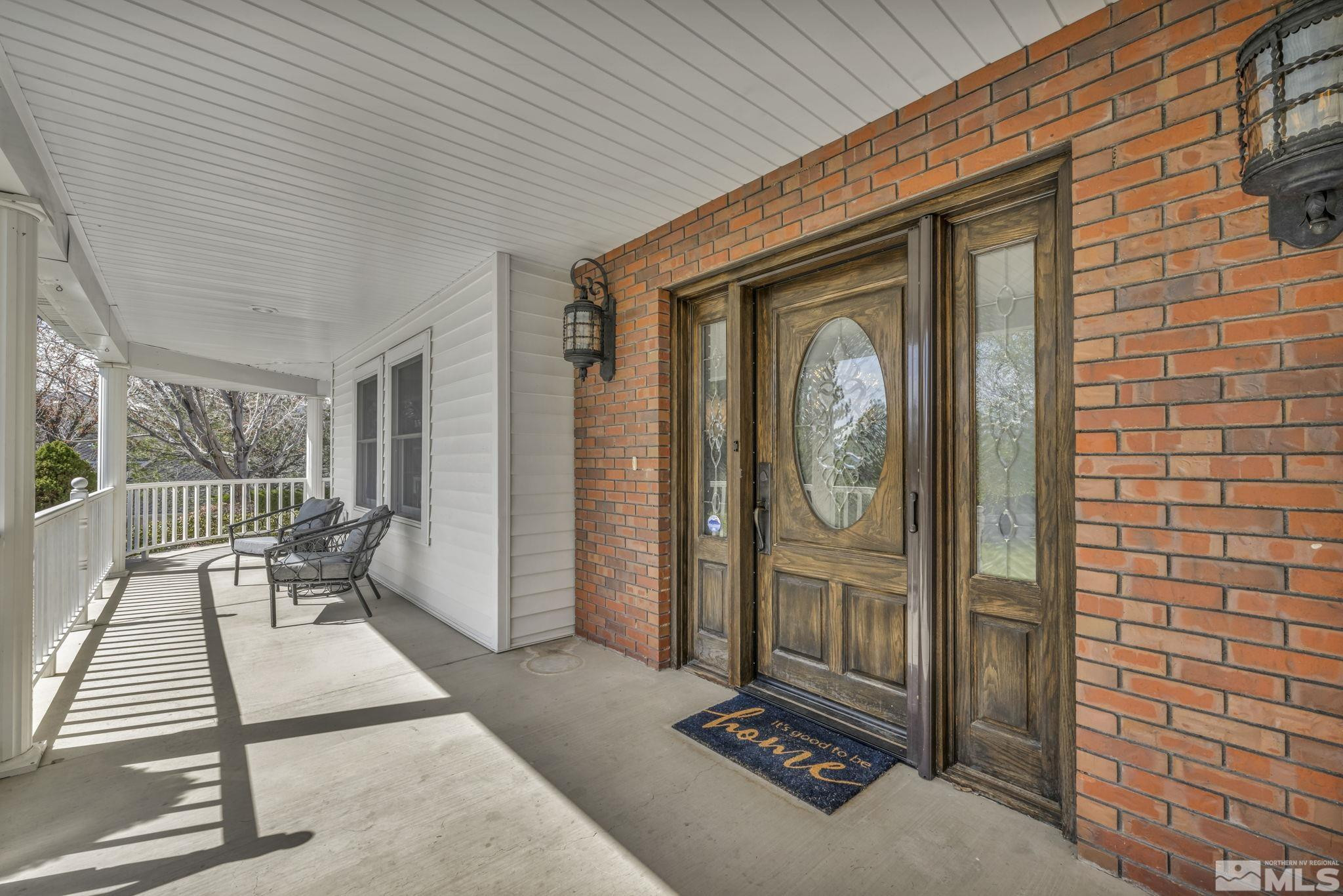 1844 W Wellington