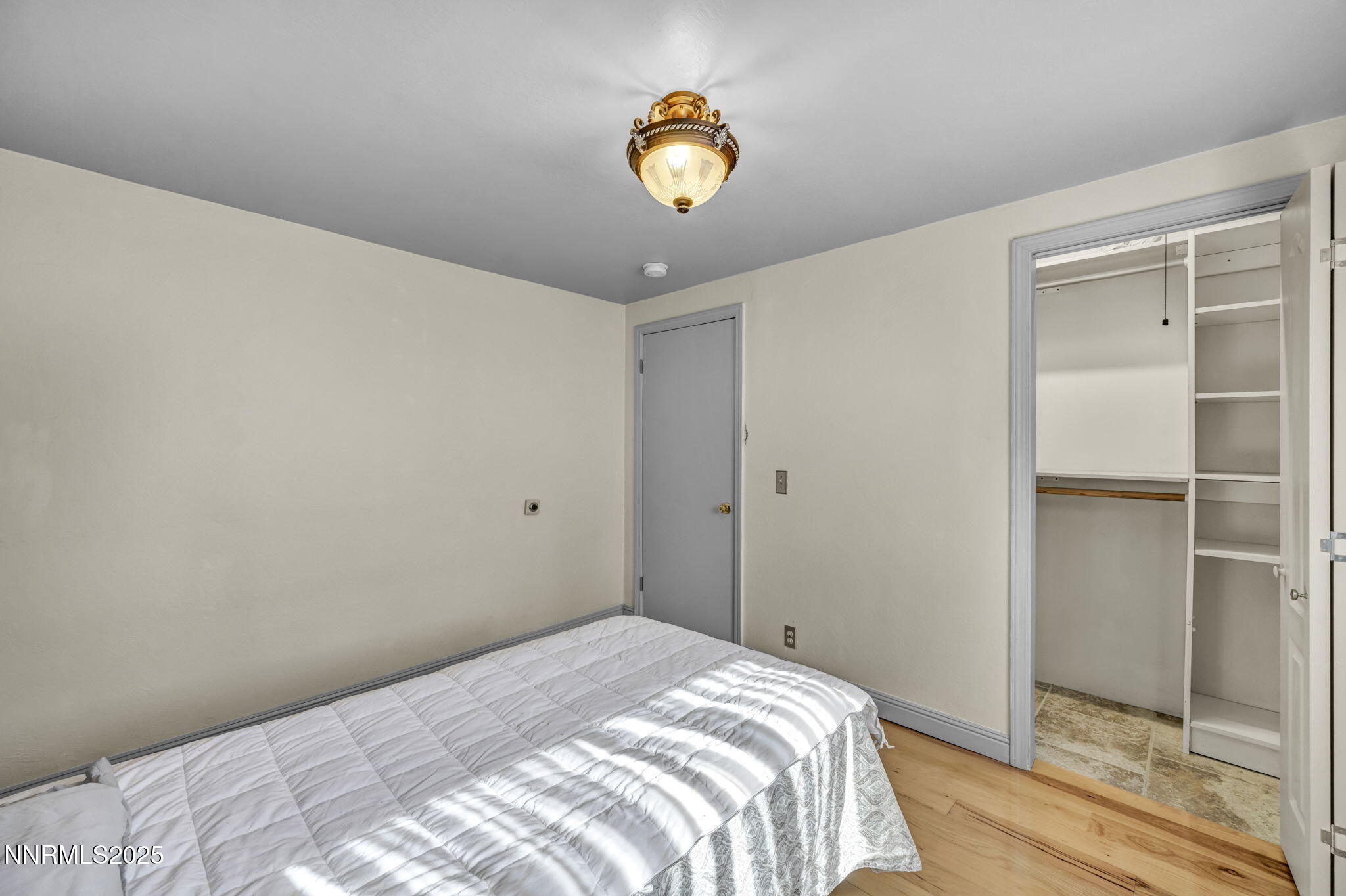 100 Pedlar Road