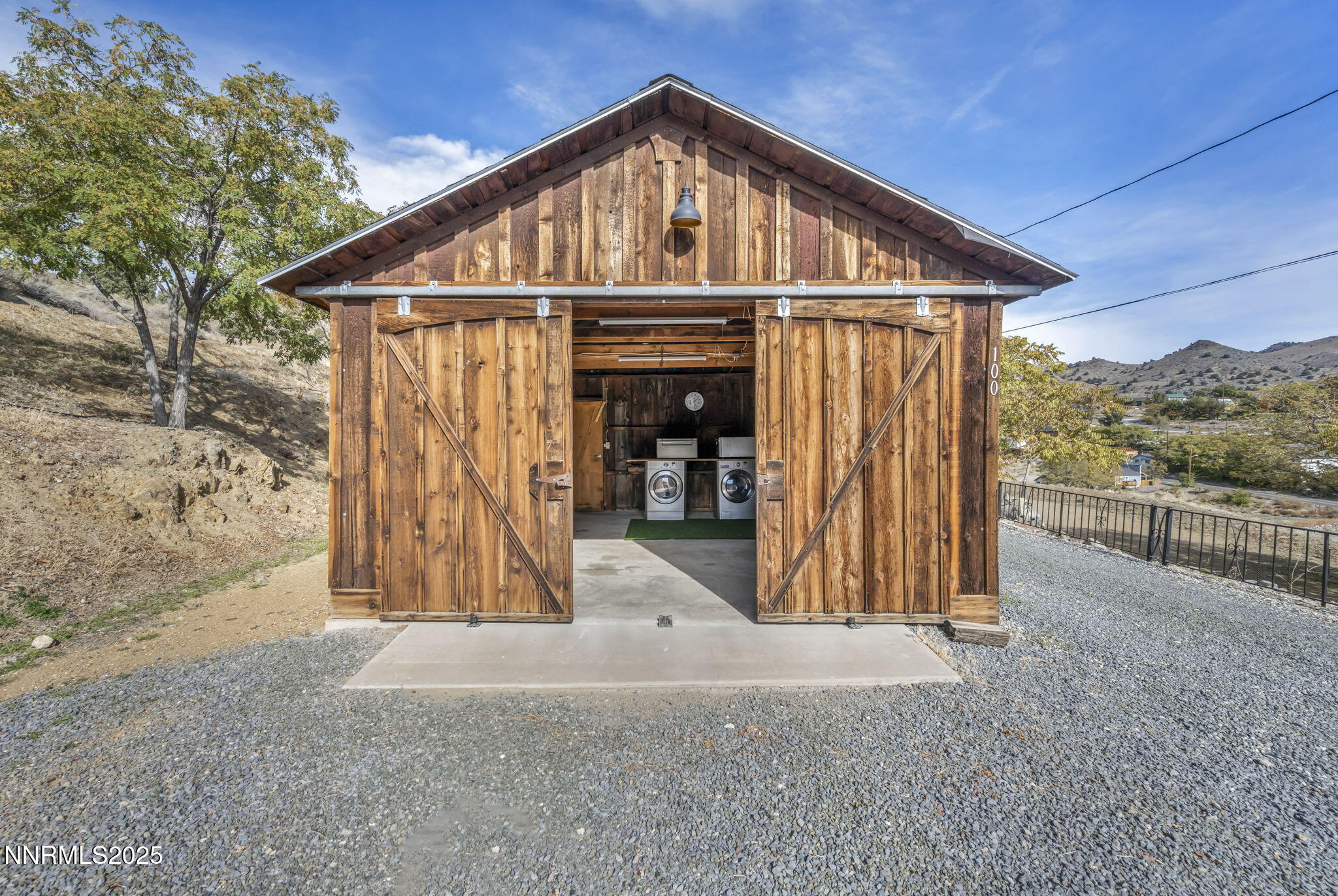 100 Pedlar Road