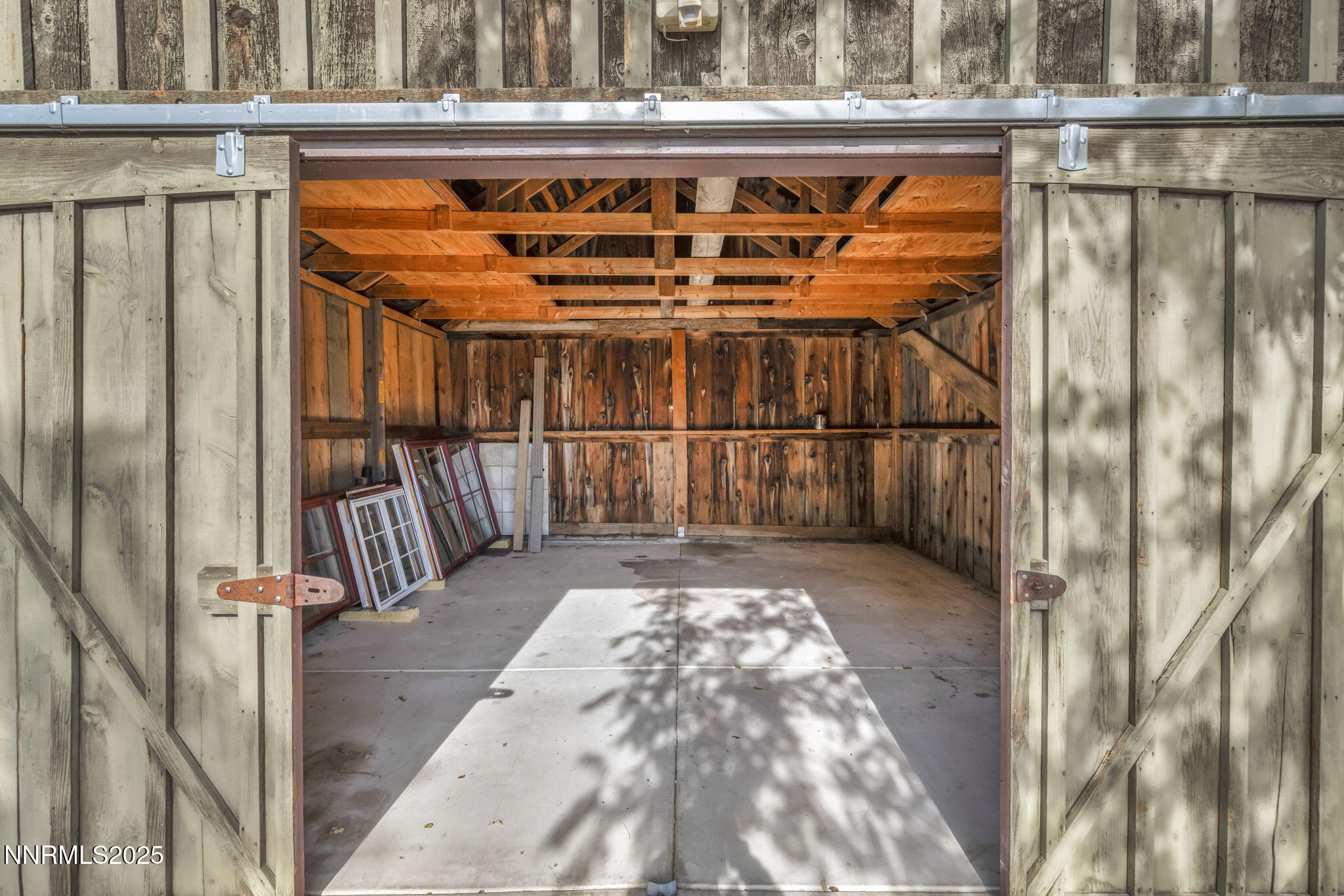 100 Pedlar Road