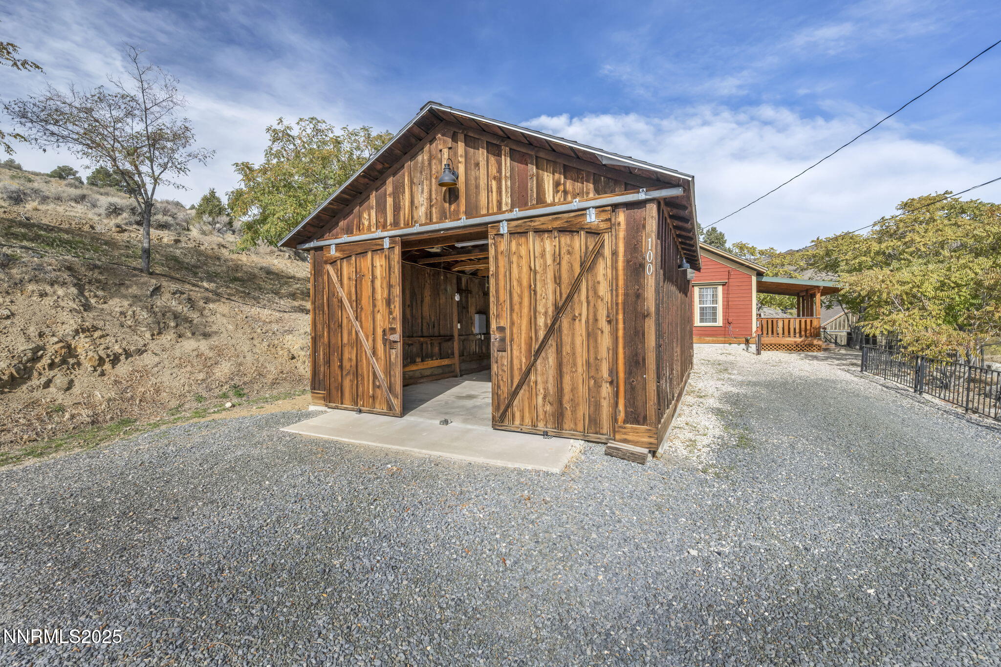 100 Pedlar Road