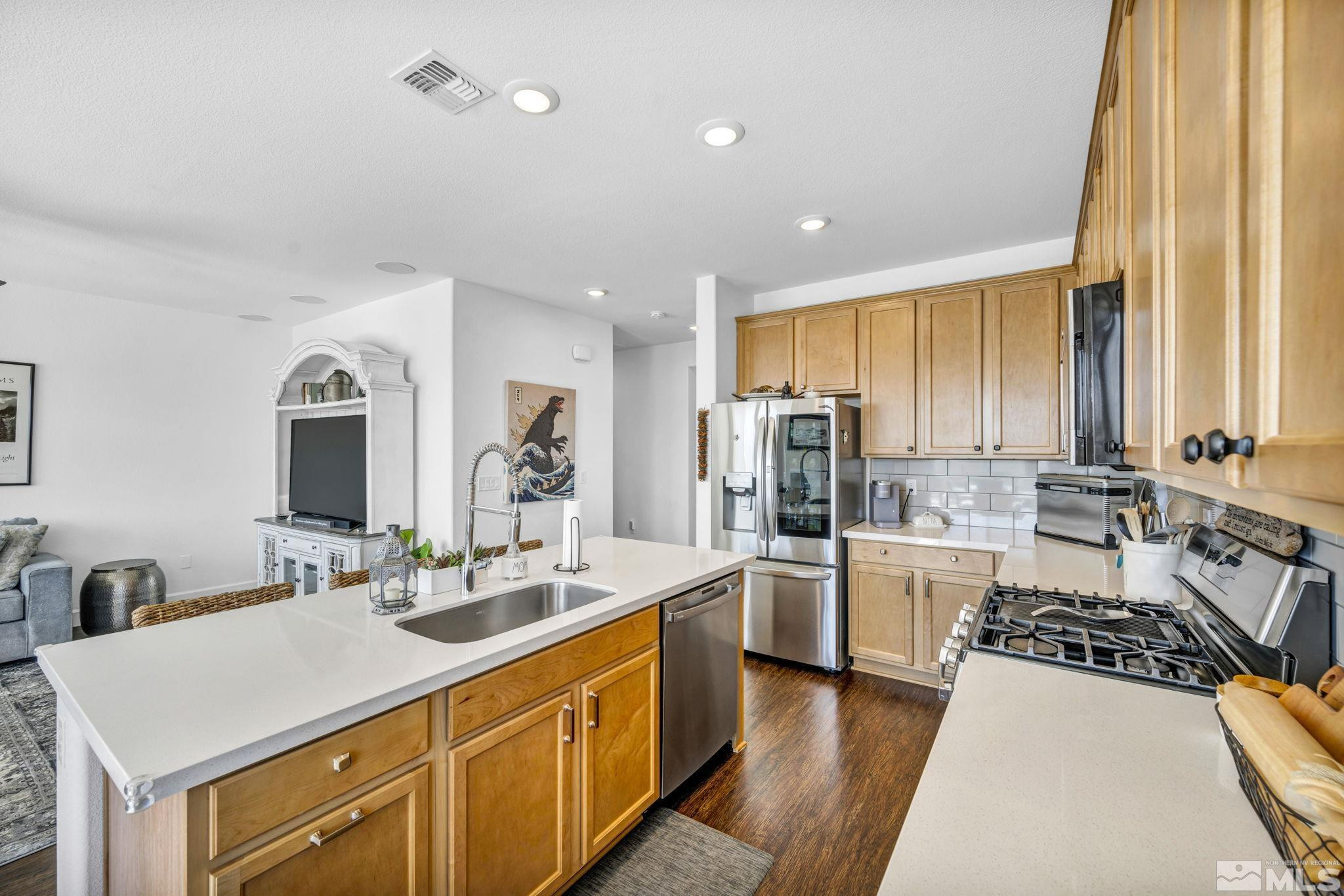 9312 Bay Court
