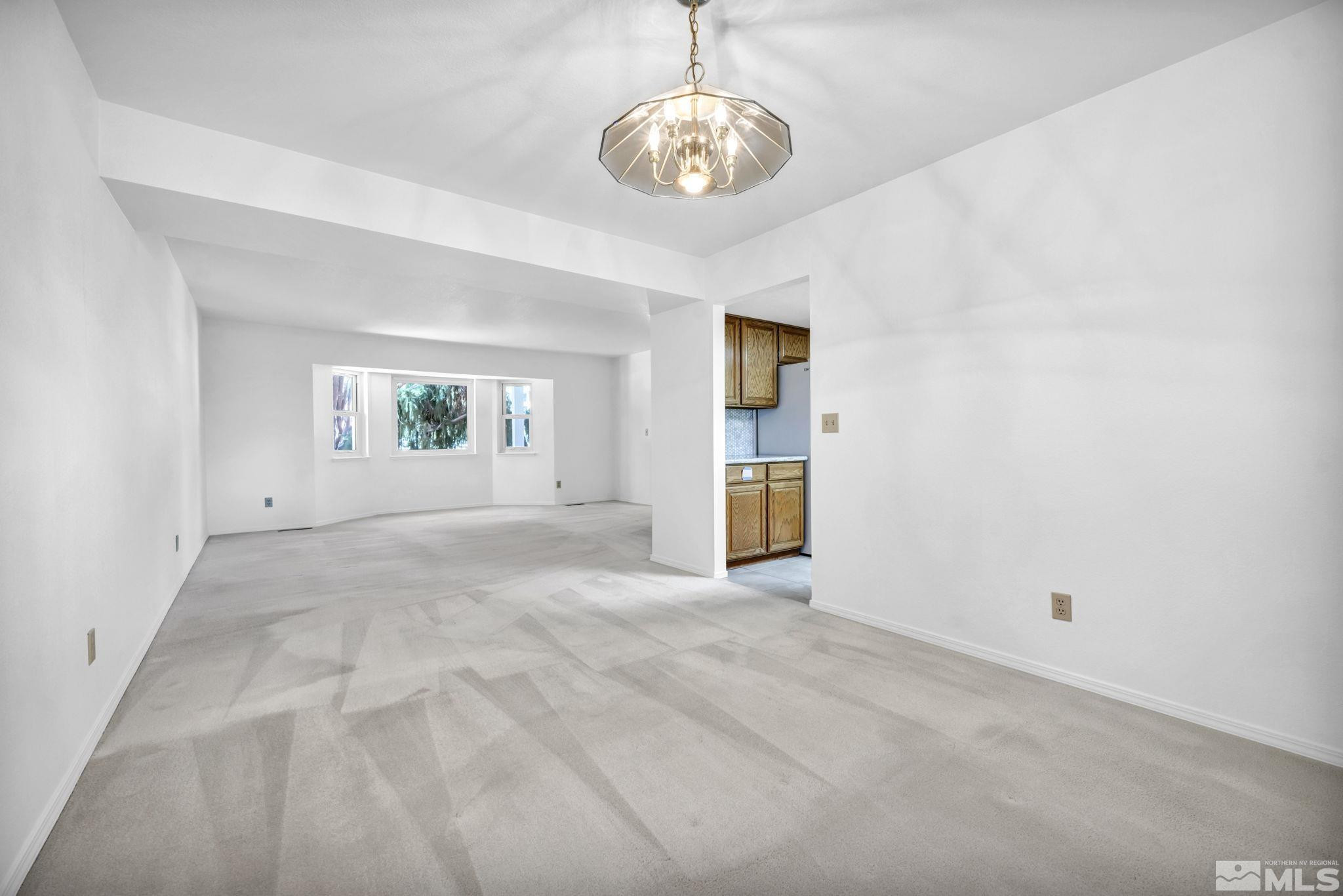 3255 Dartmouth Court