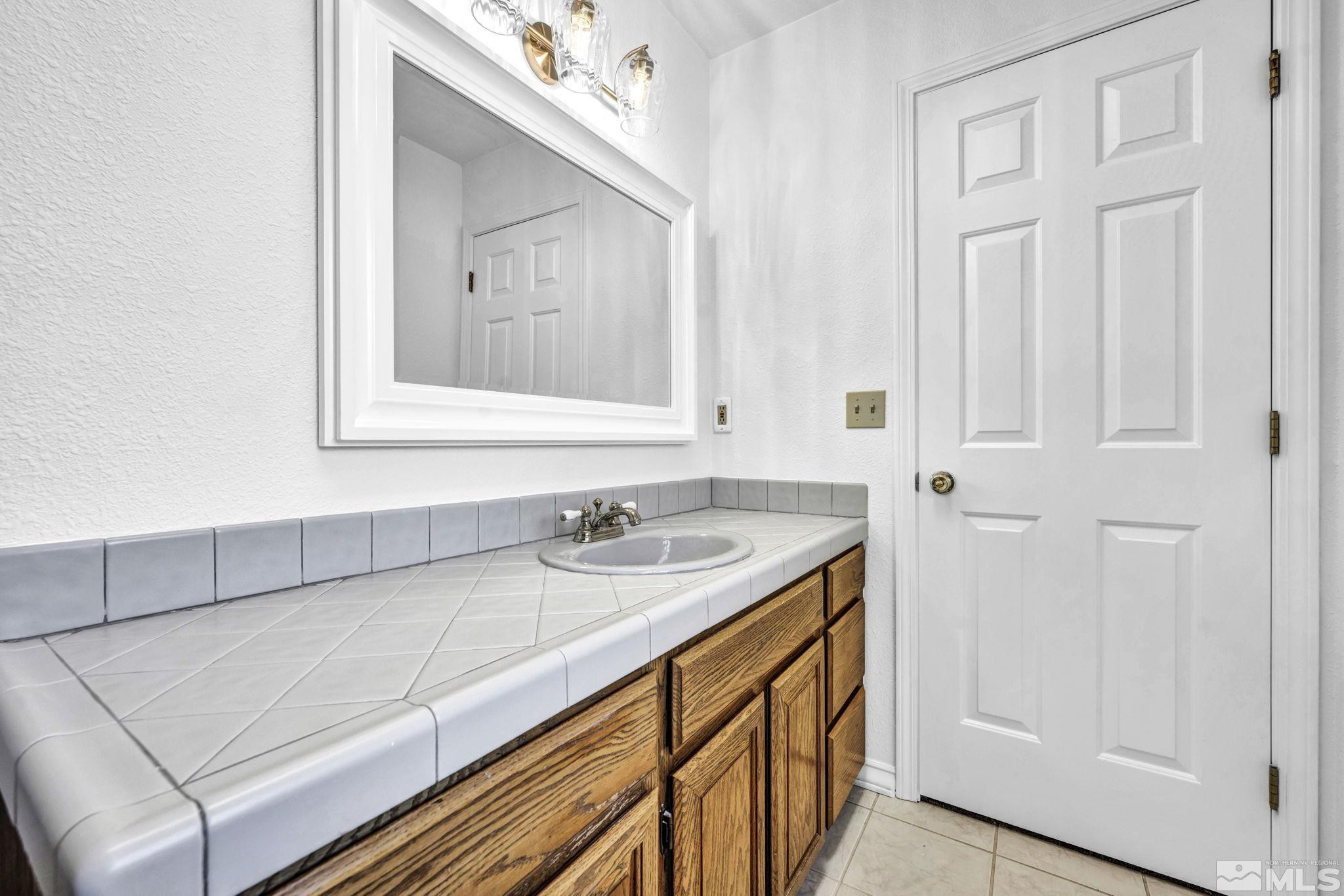 3255 Dartmouth Court