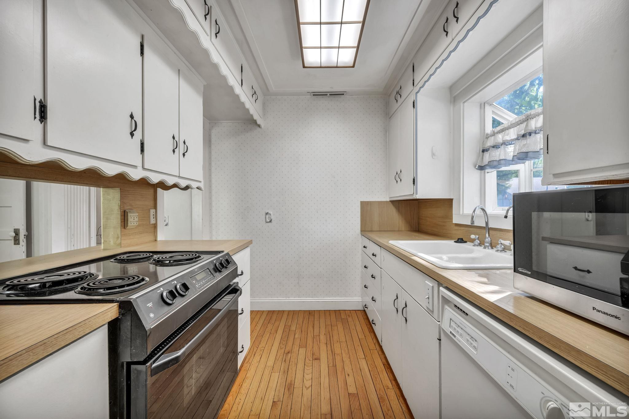 412 W Fifth Street