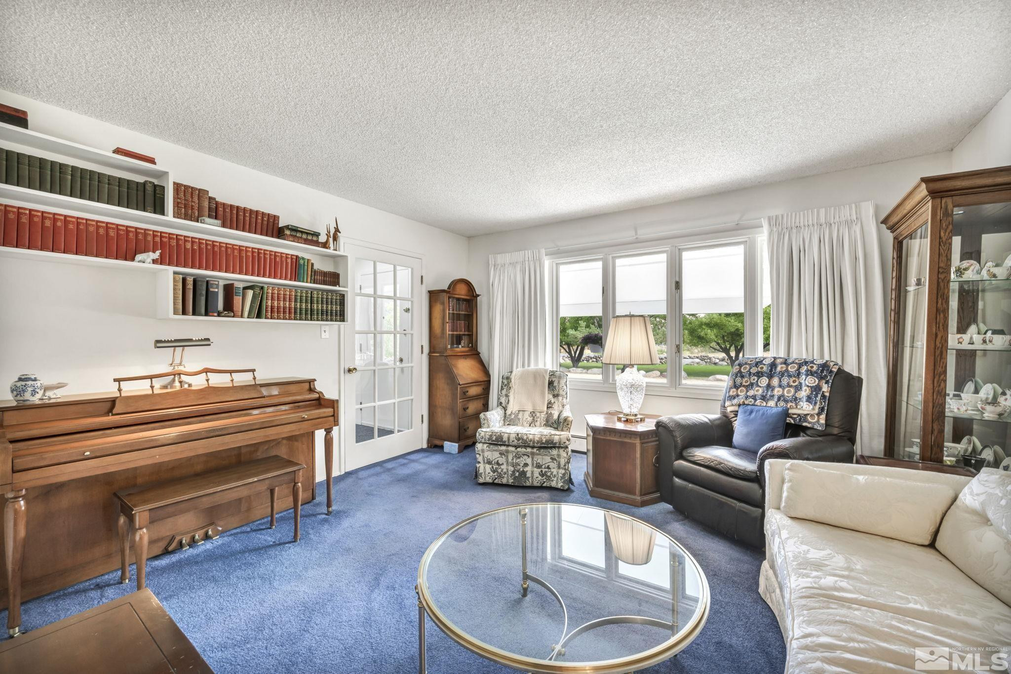 2255 Blue Heron Circle