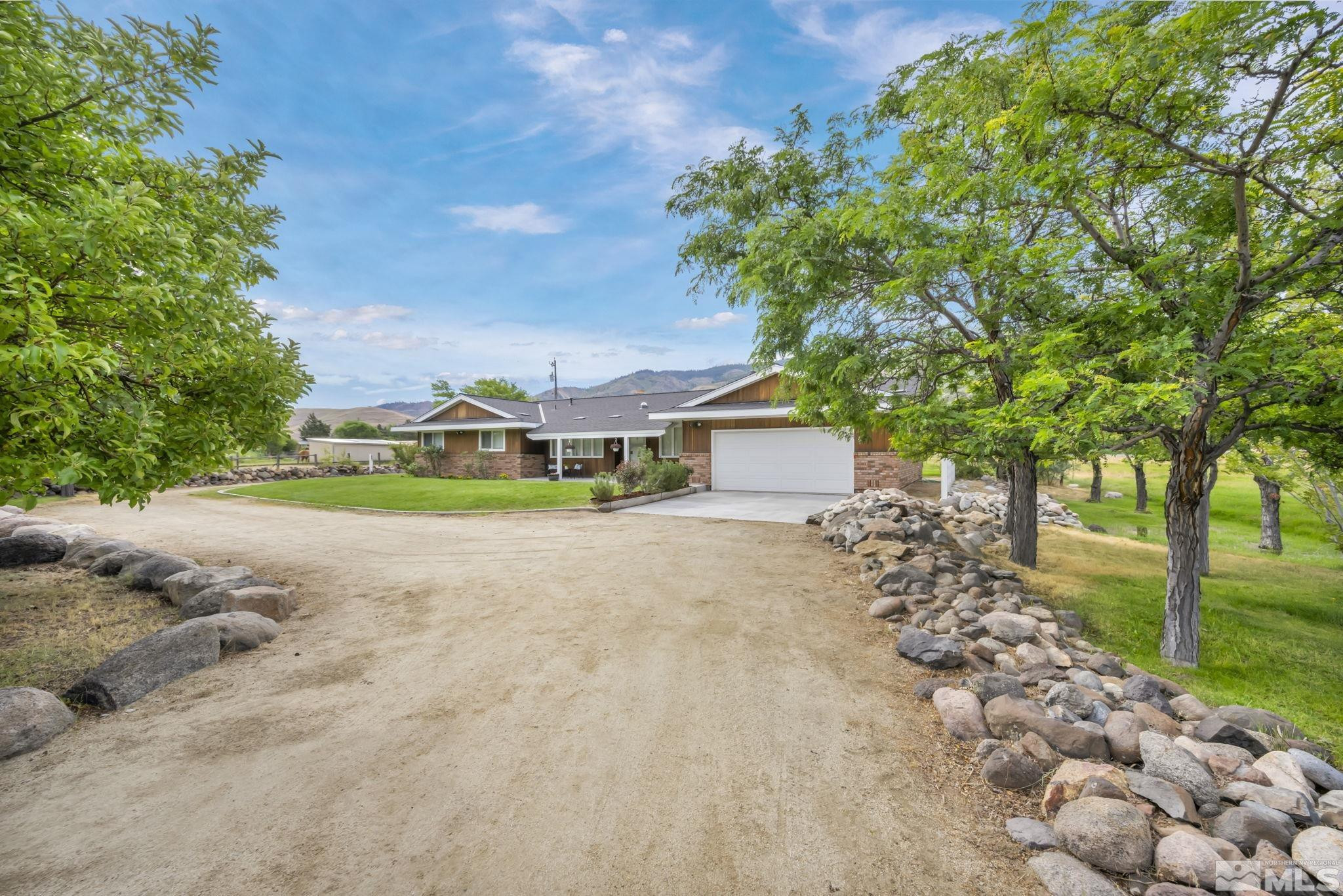2255 Blue Heron Circle