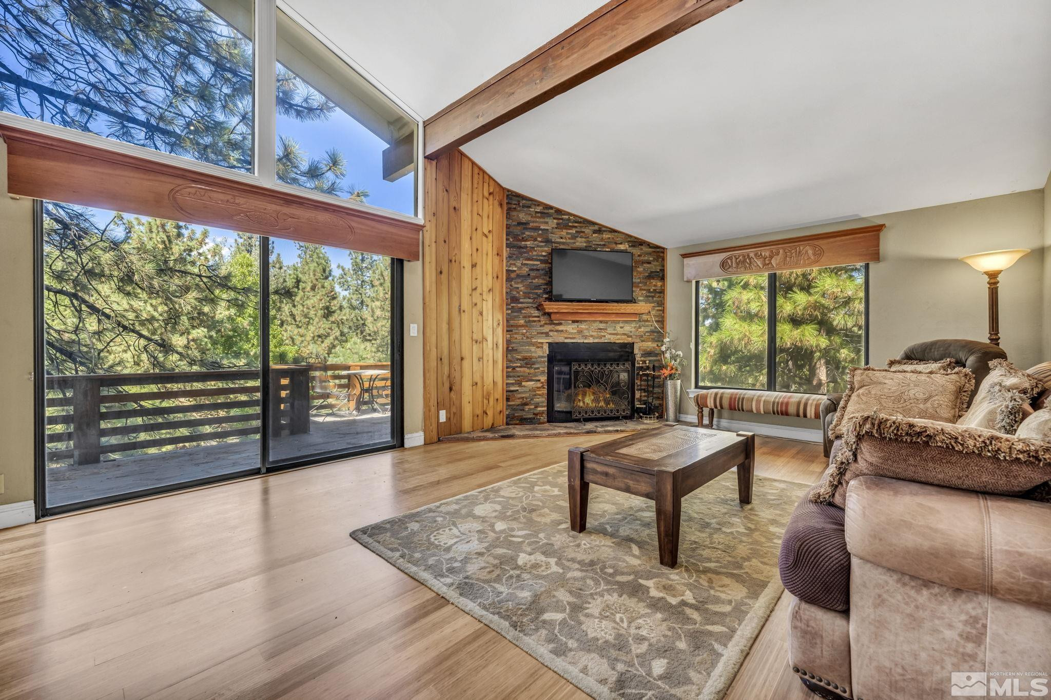 4000 Lakeview Road