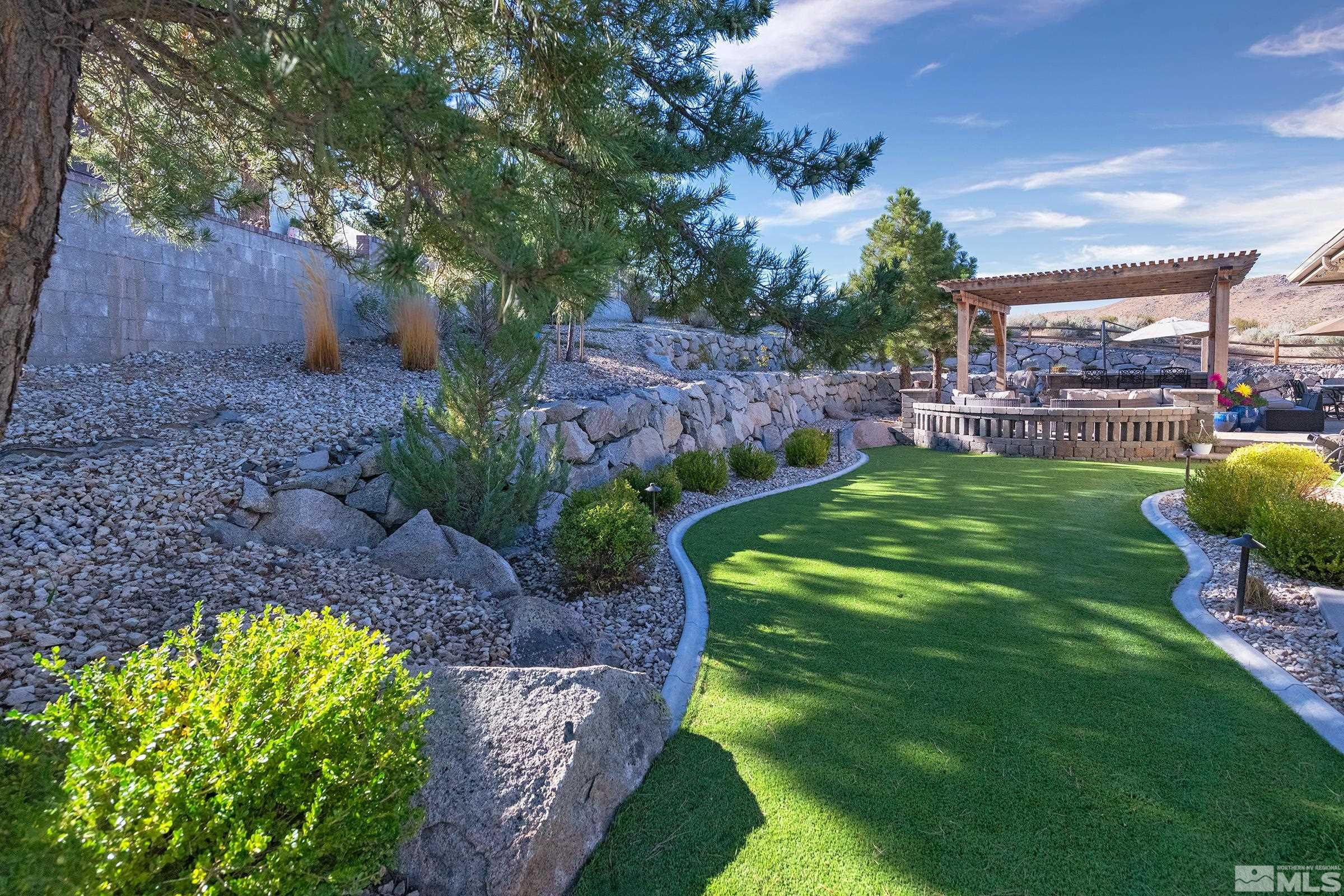 2844 Pinewood Place