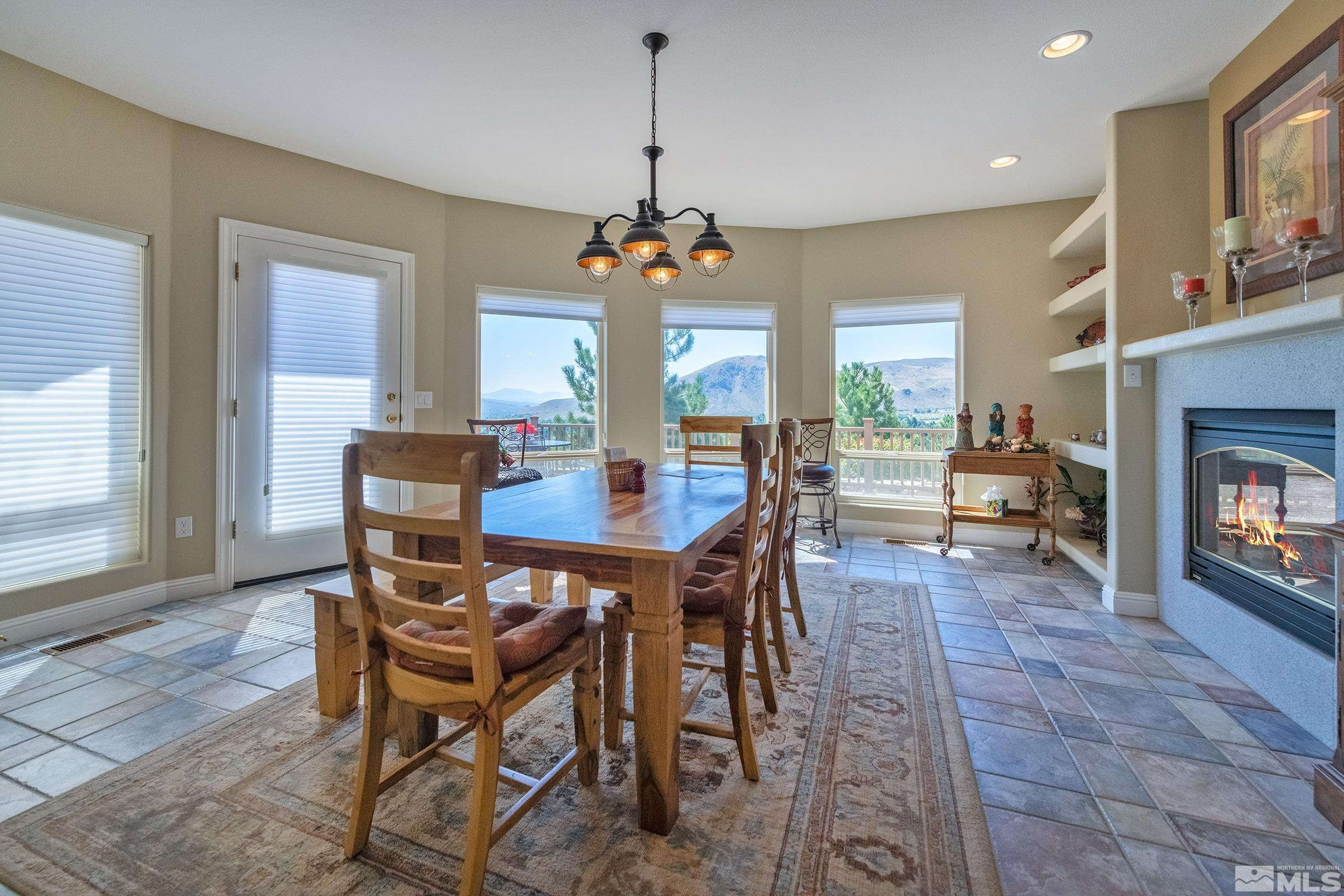 2844 Pinewood Place