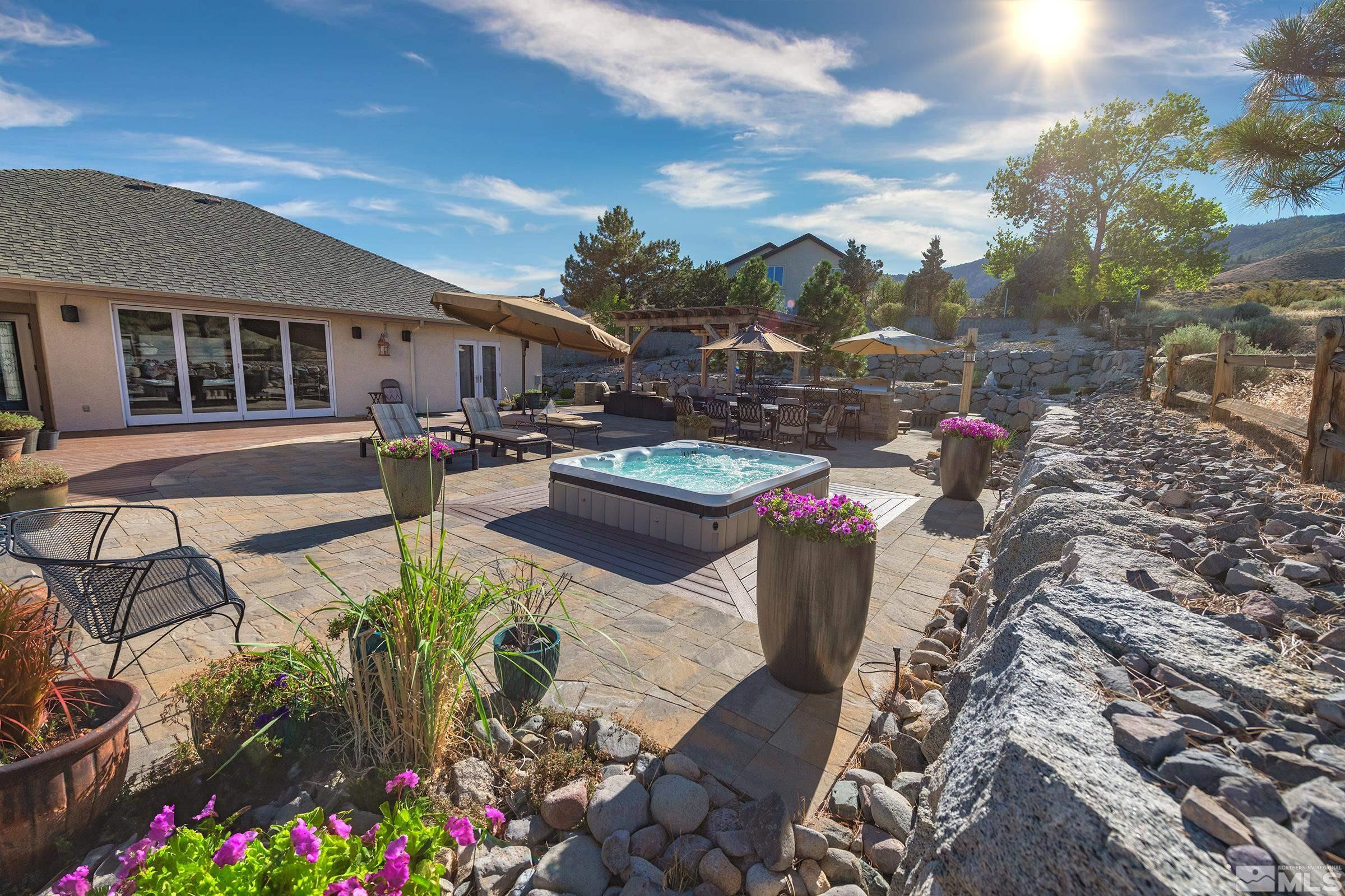 2844 Pinewood Place