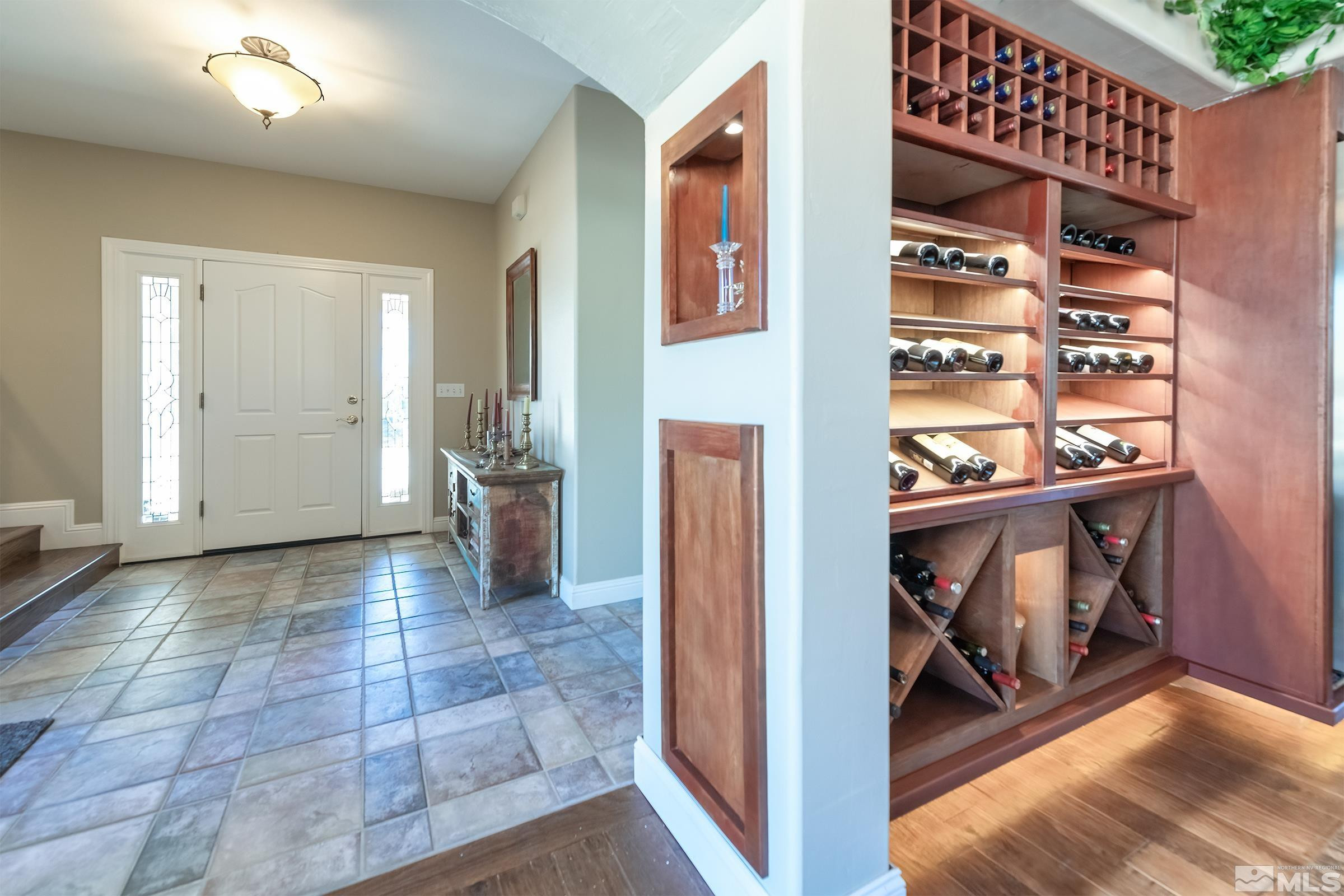 2844 Pinewood Place