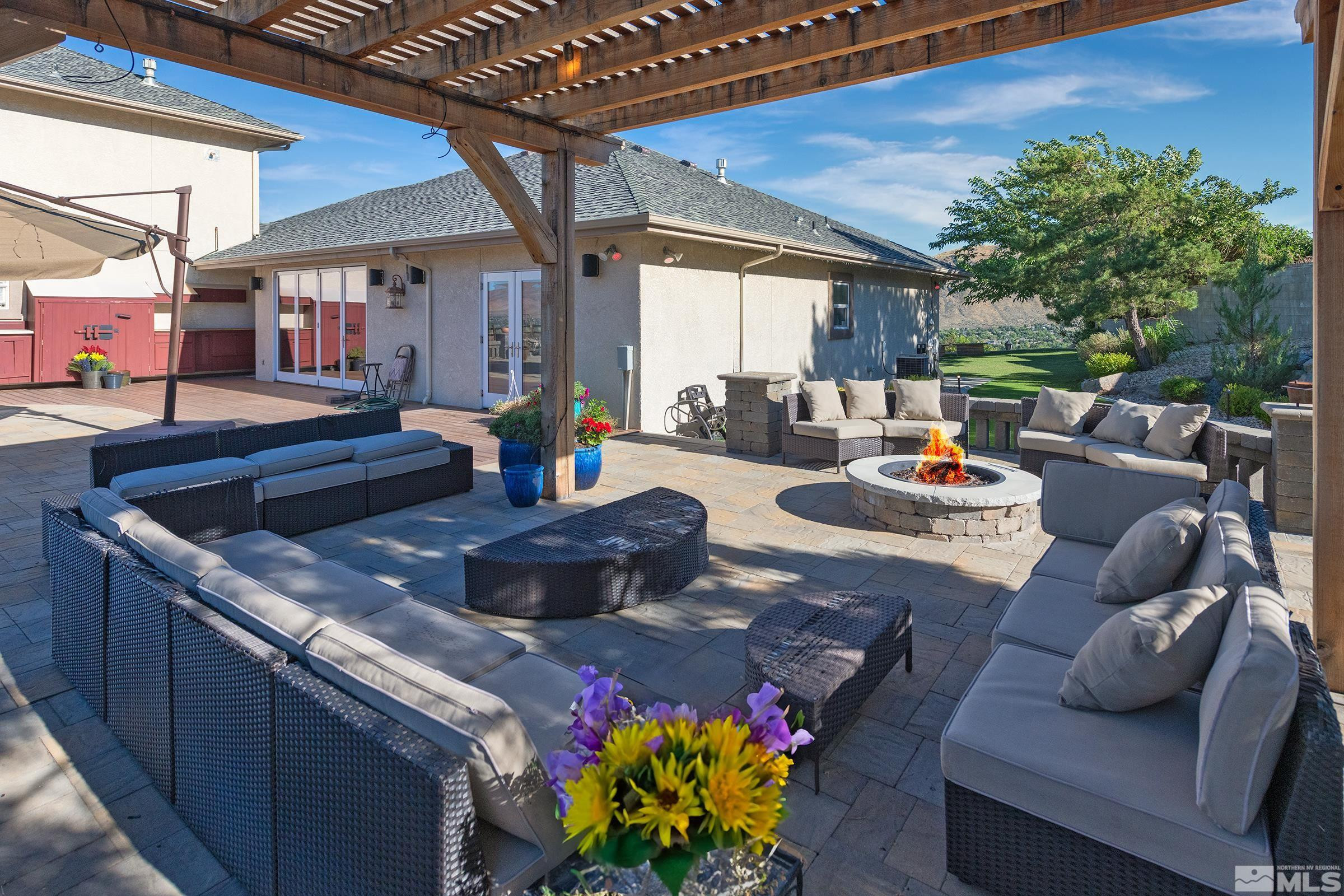 2844 Pinewood Place