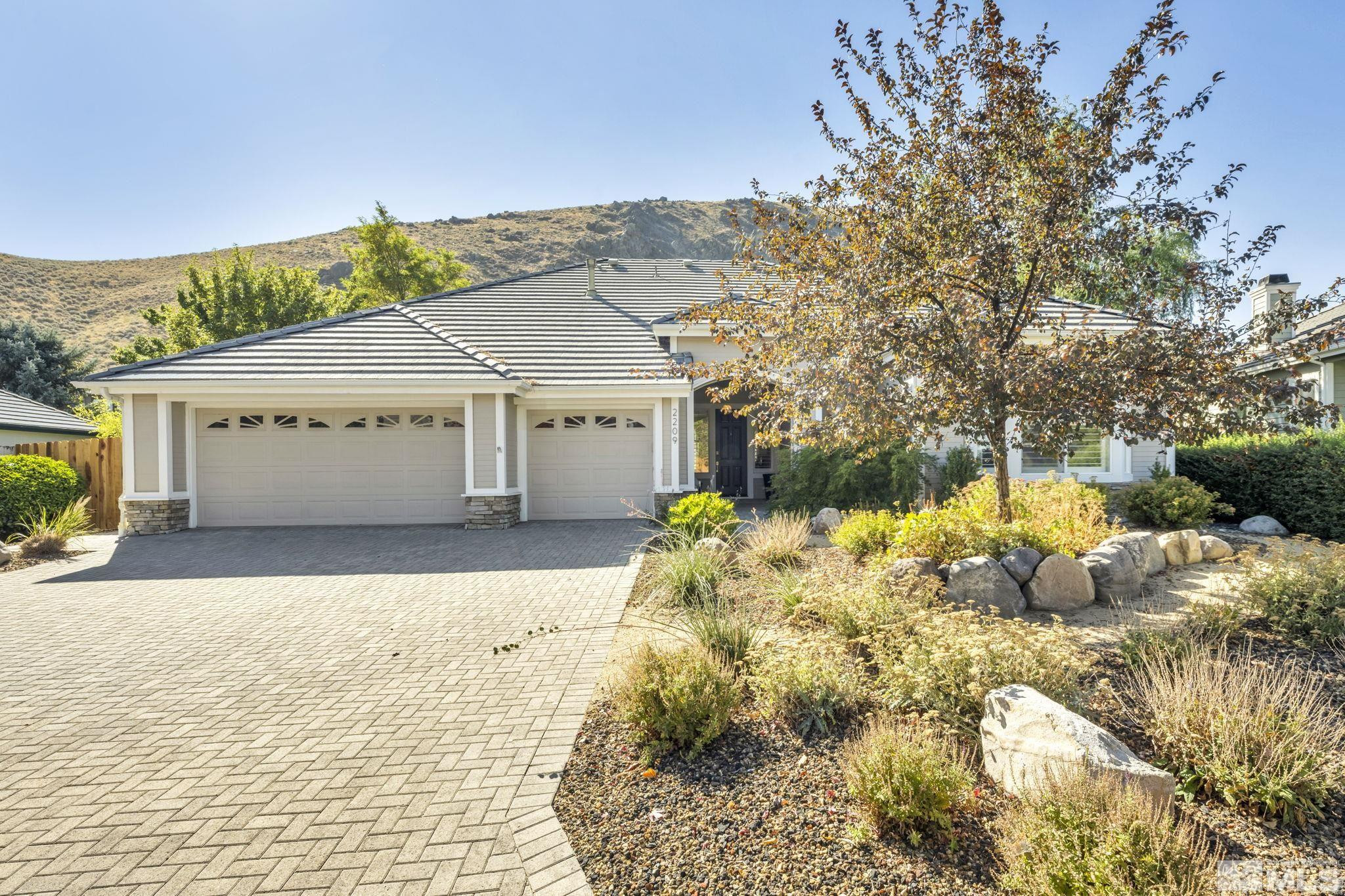 2209 St George Way