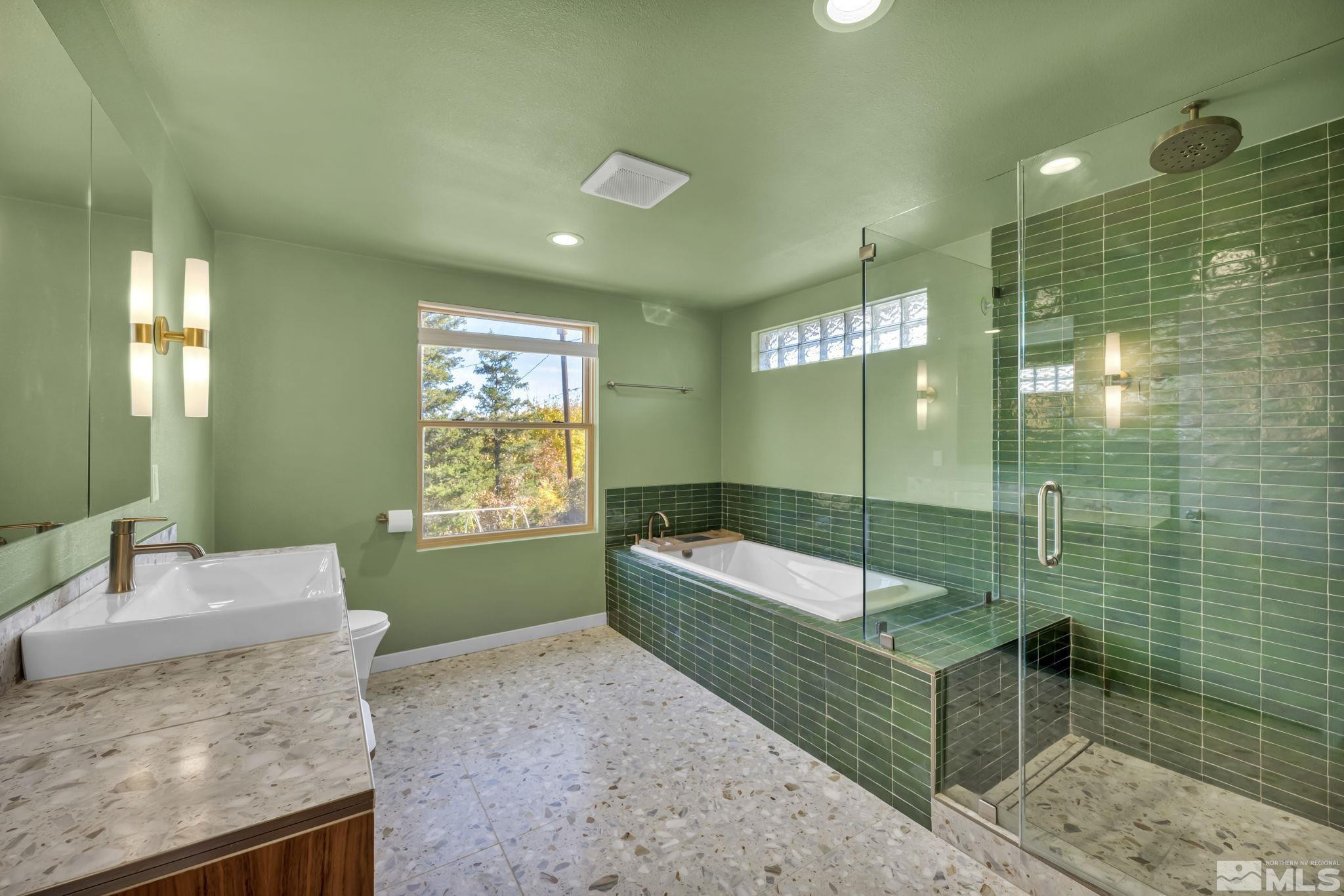 1101 Coral Way