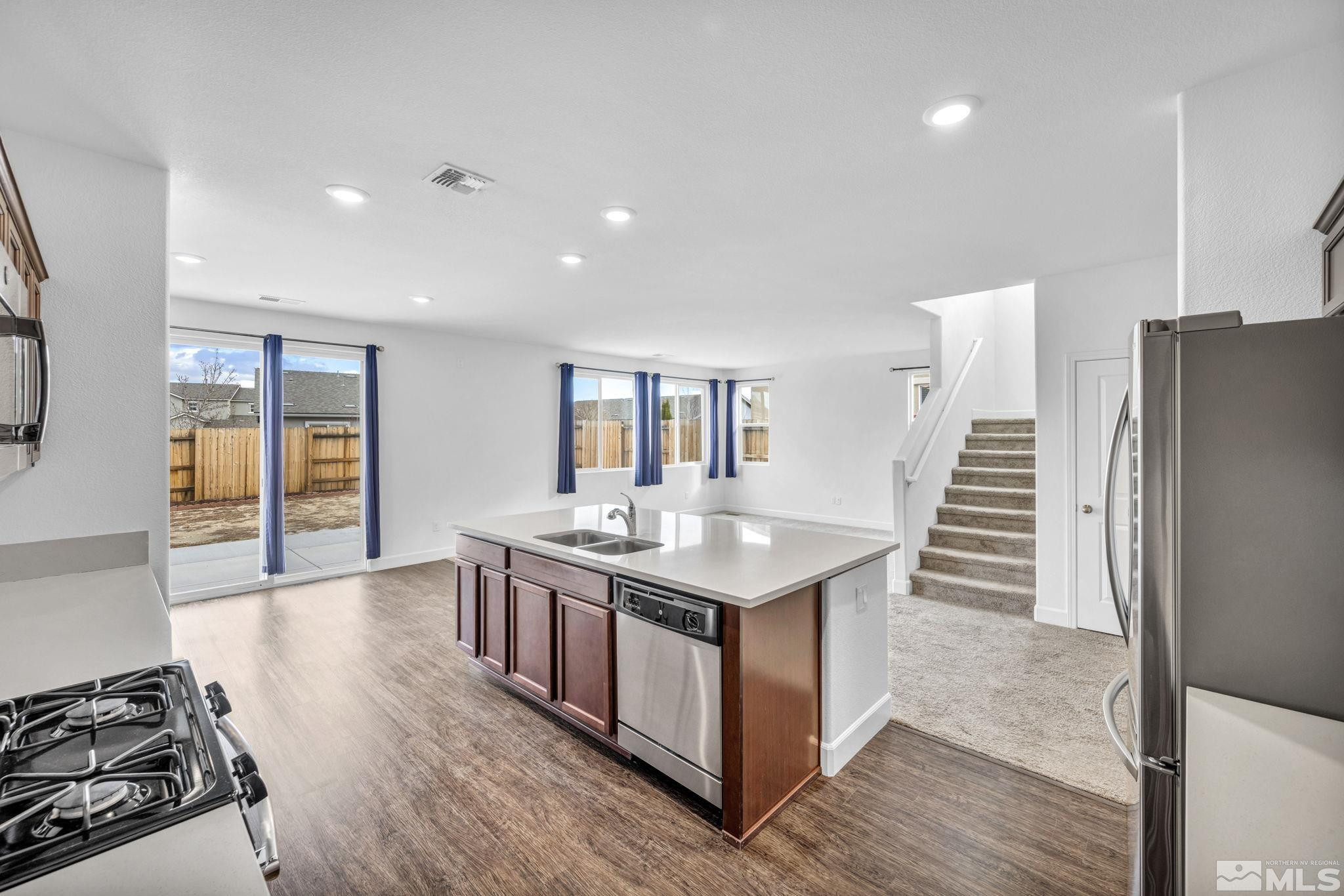 9454 Cape Drive