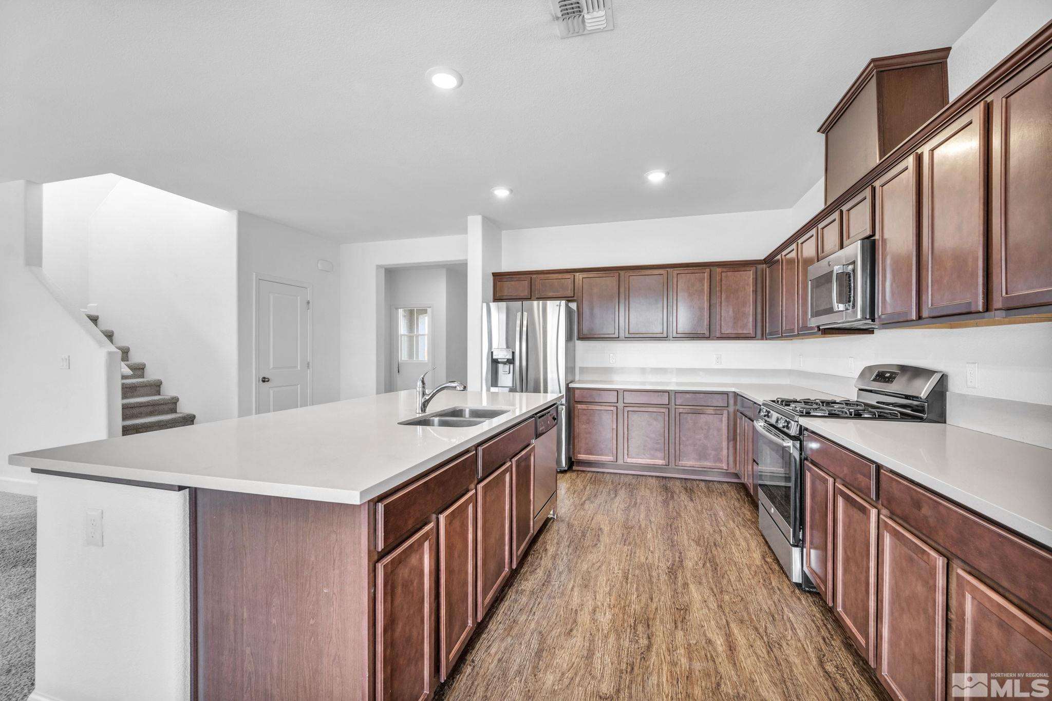 9454 Cape Drive