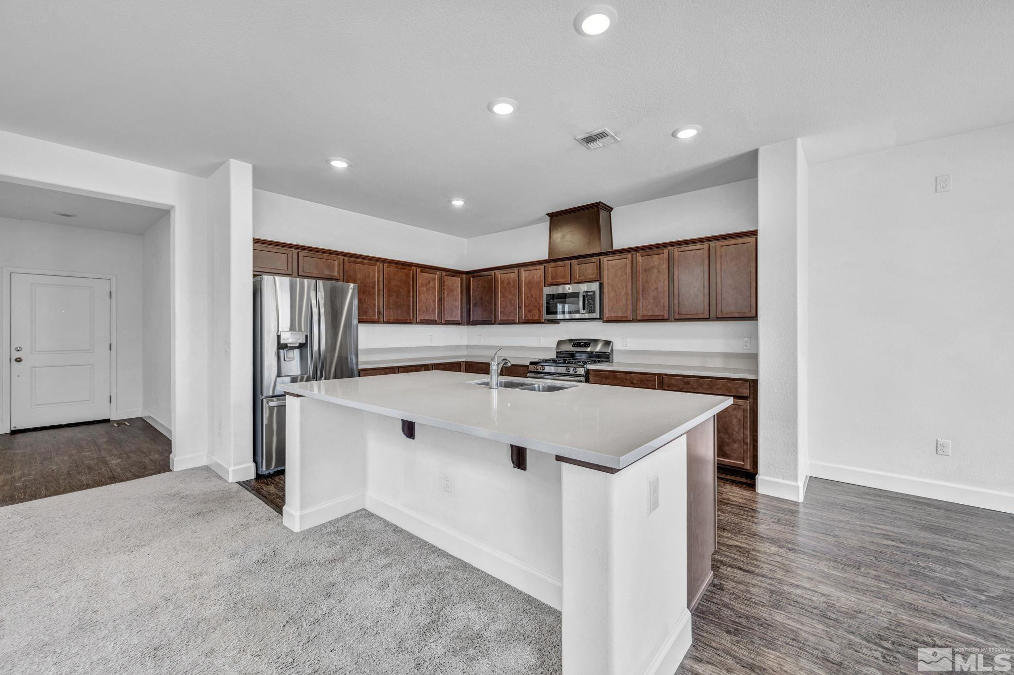 9454 Cape Drive