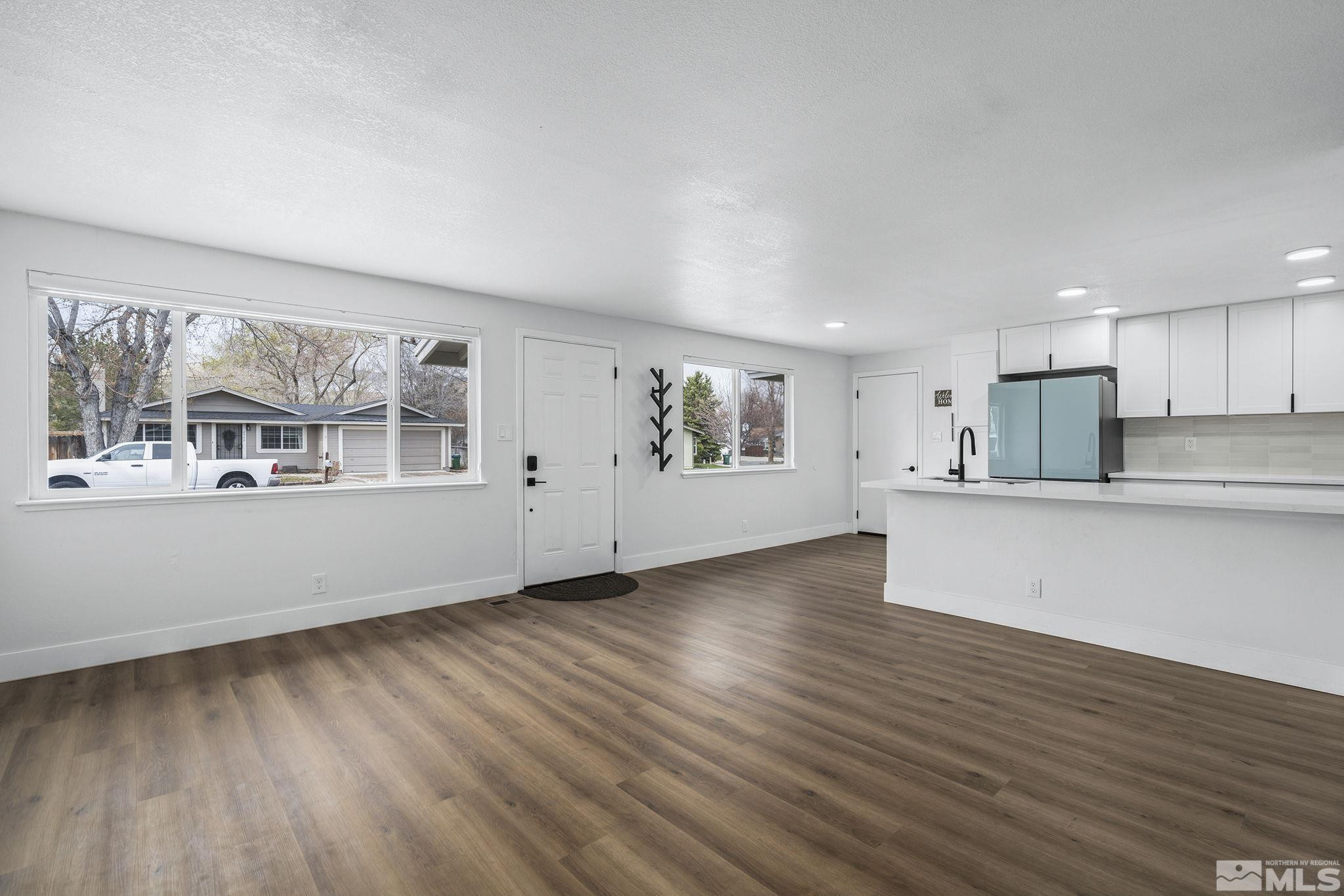 2501 Hansen Drive