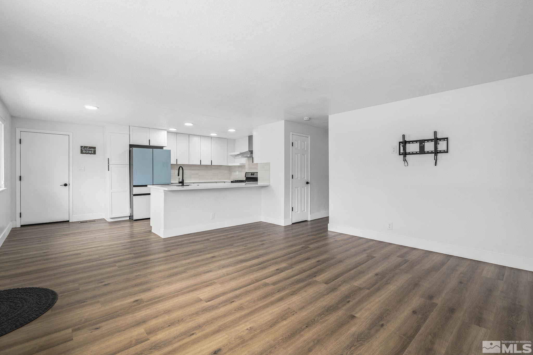 2501 Hansen Drive