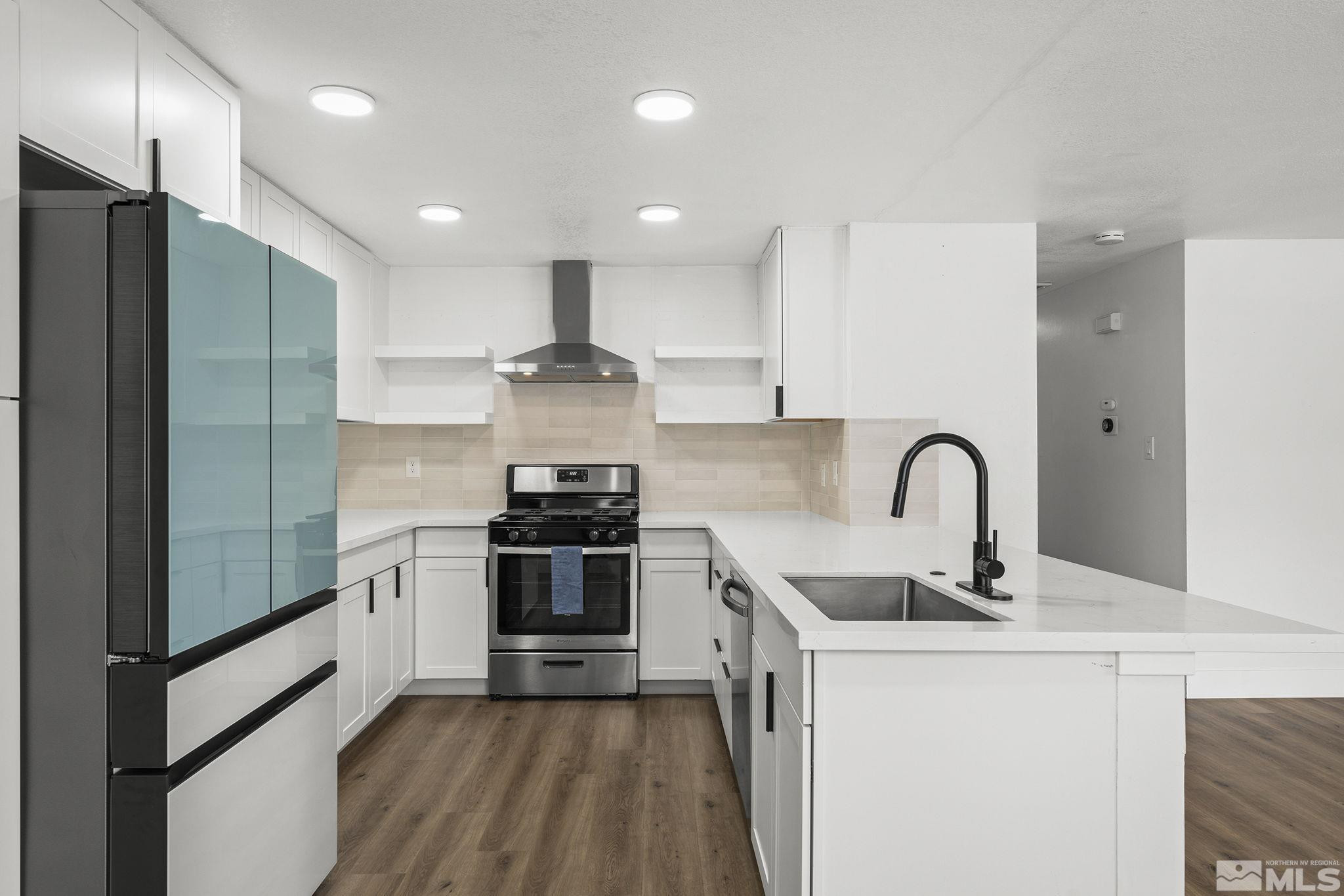 2501 Hansen Drive