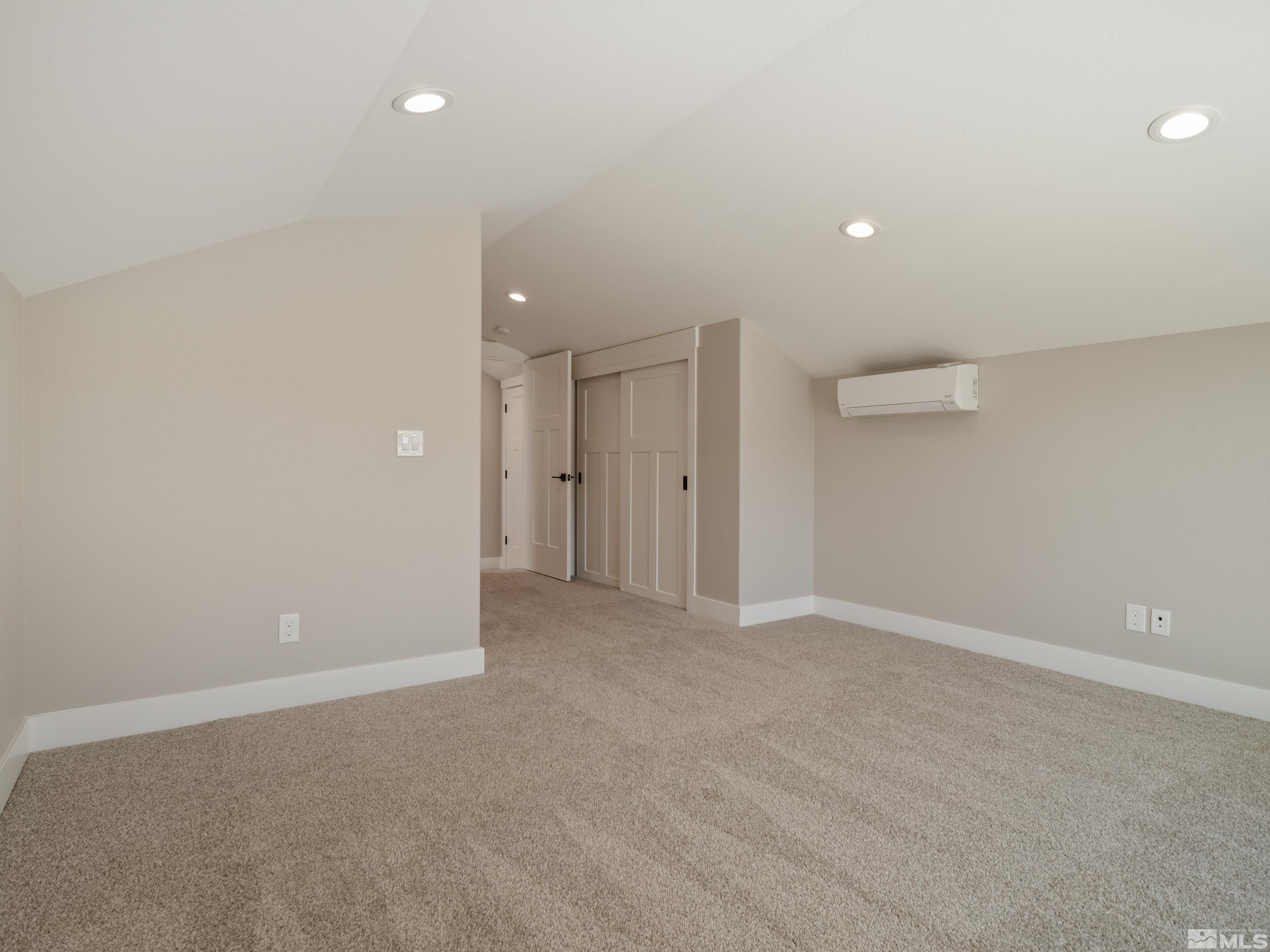 5376 S Edmonds Drive