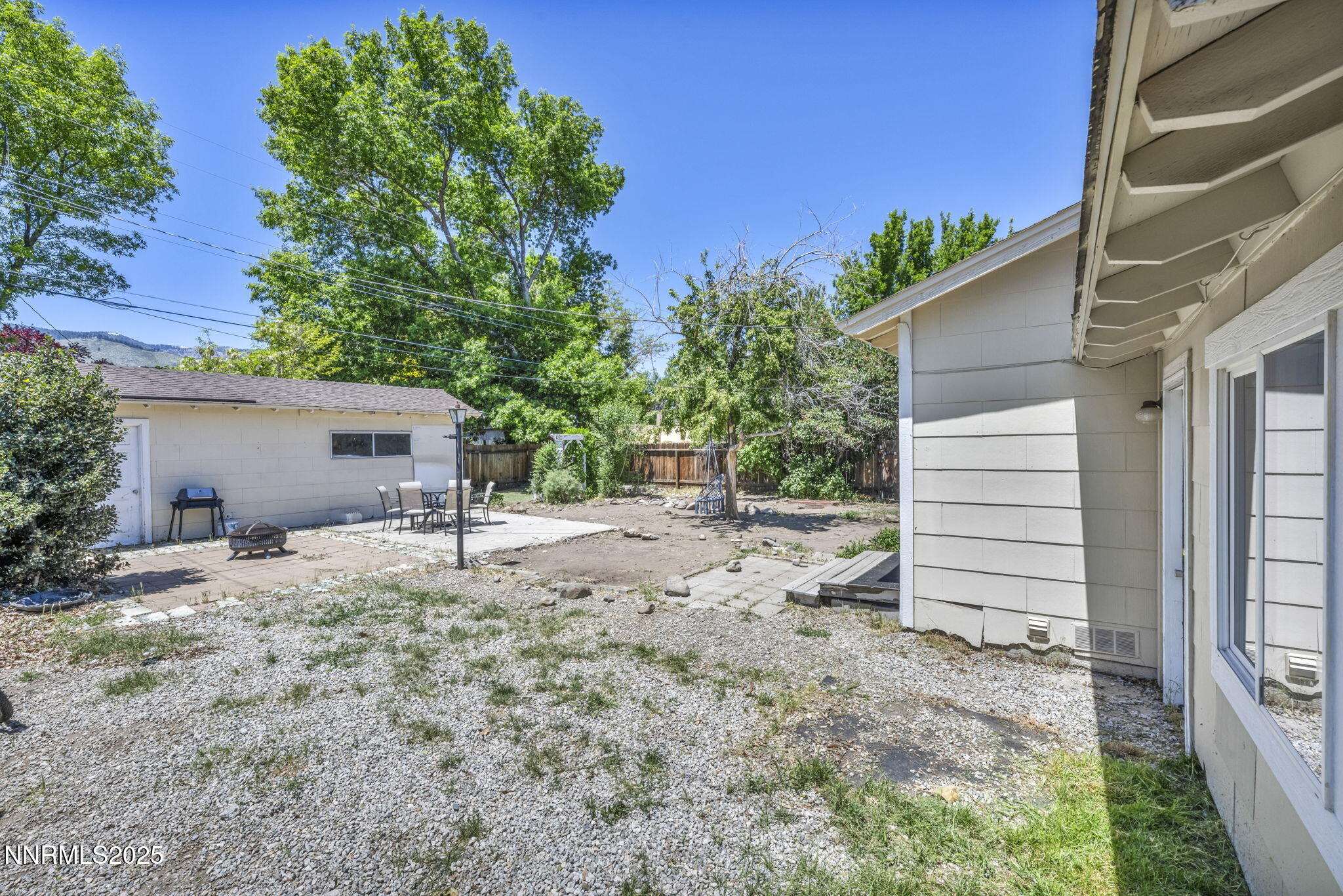 218 Albany Avenue