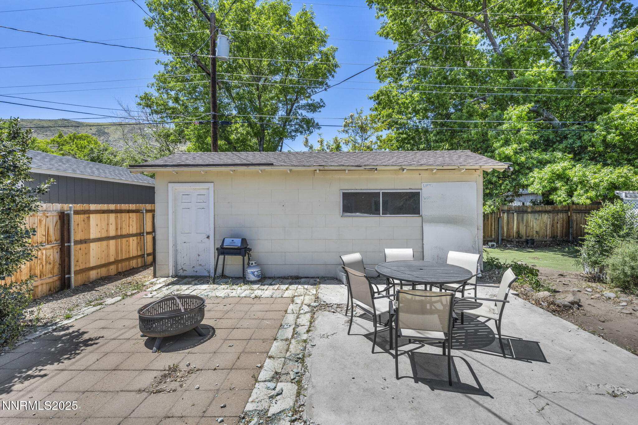 218 Albany Avenue