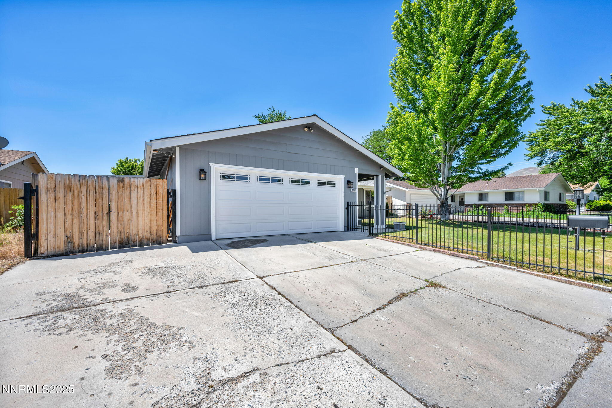 1129 Sonoma Street