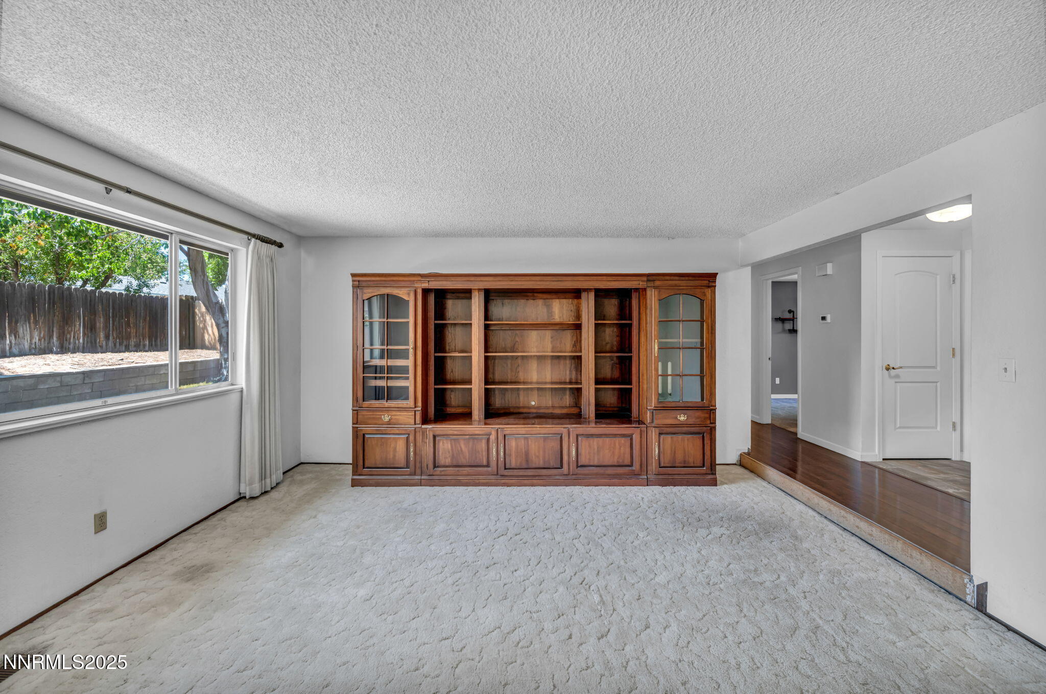 1129 Sonoma Street