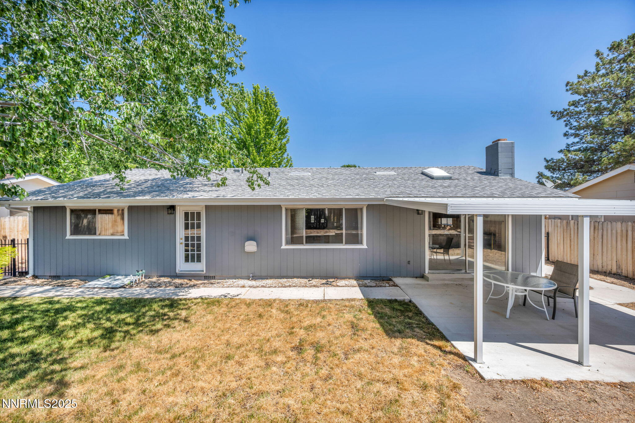 1129 Sonoma Street