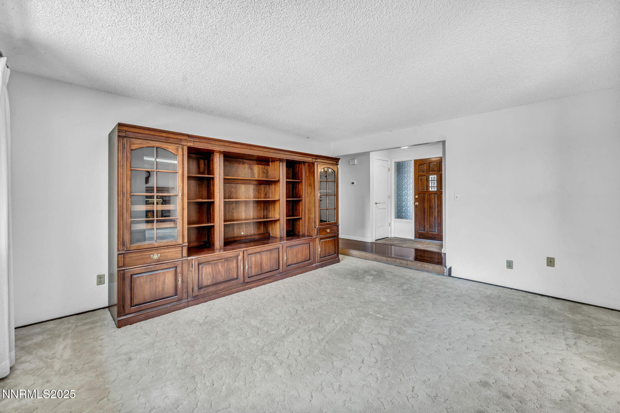 1129 Sonoma Street