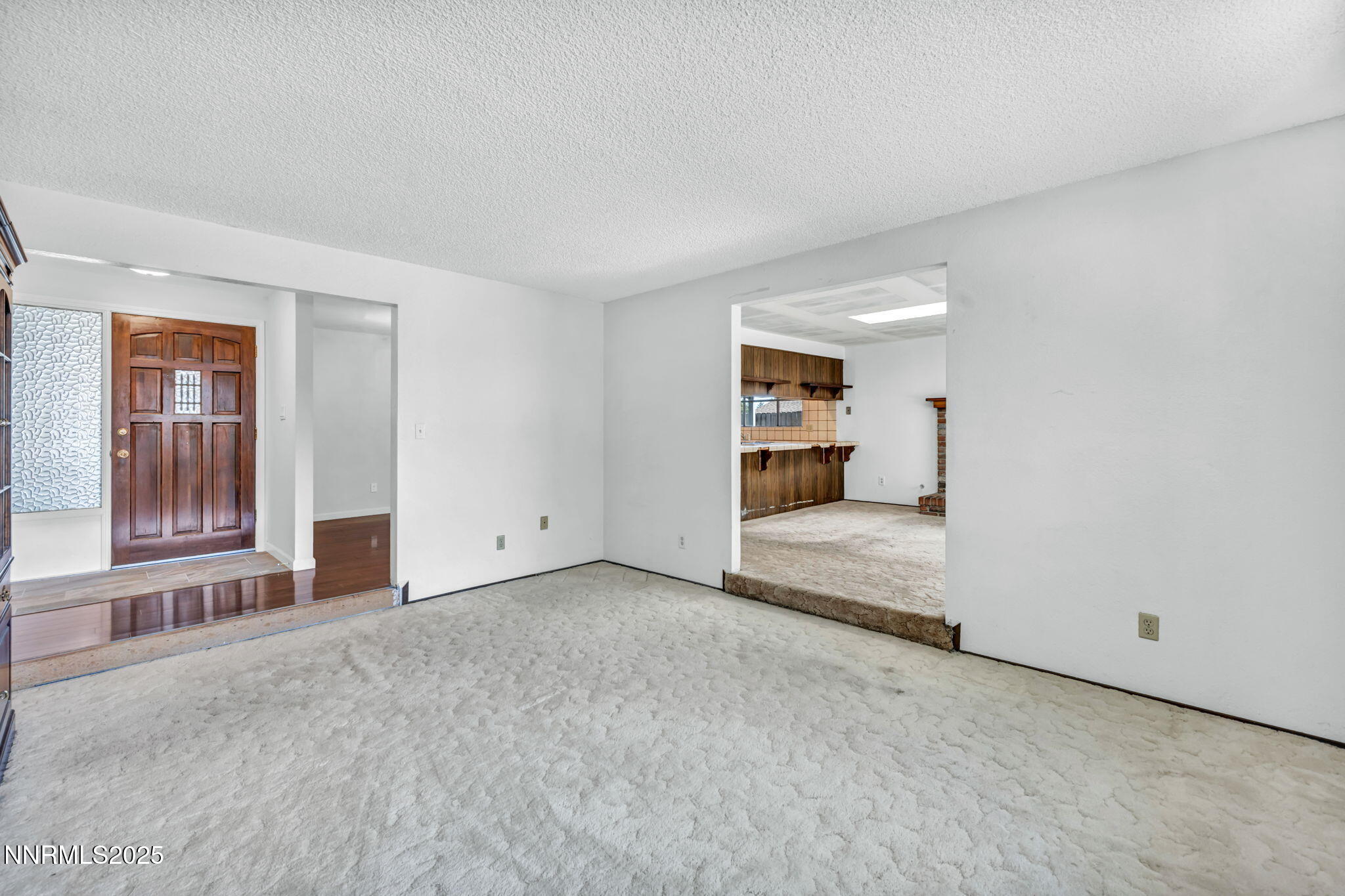 1129 Sonoma Street