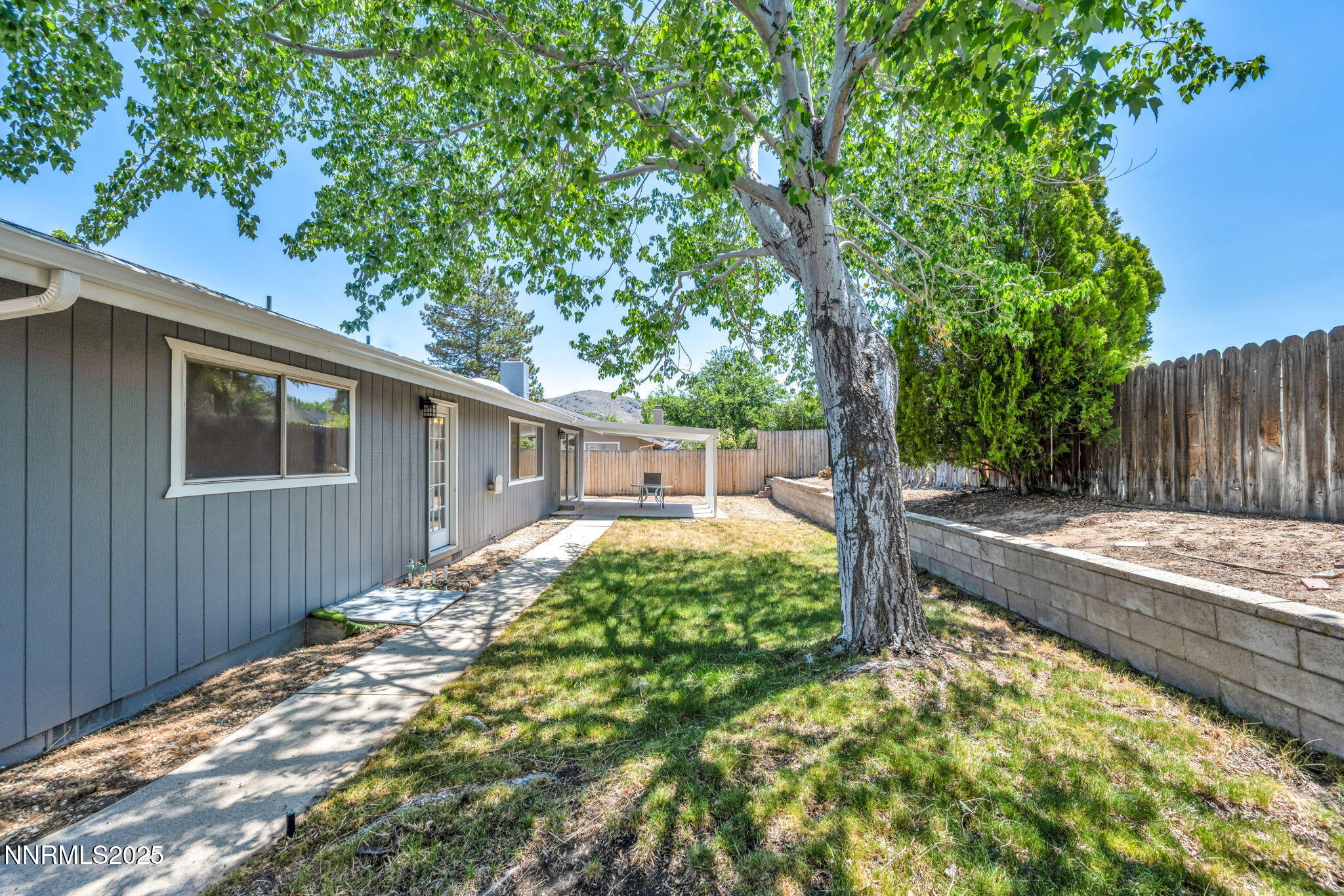 1129 Sonoma Street