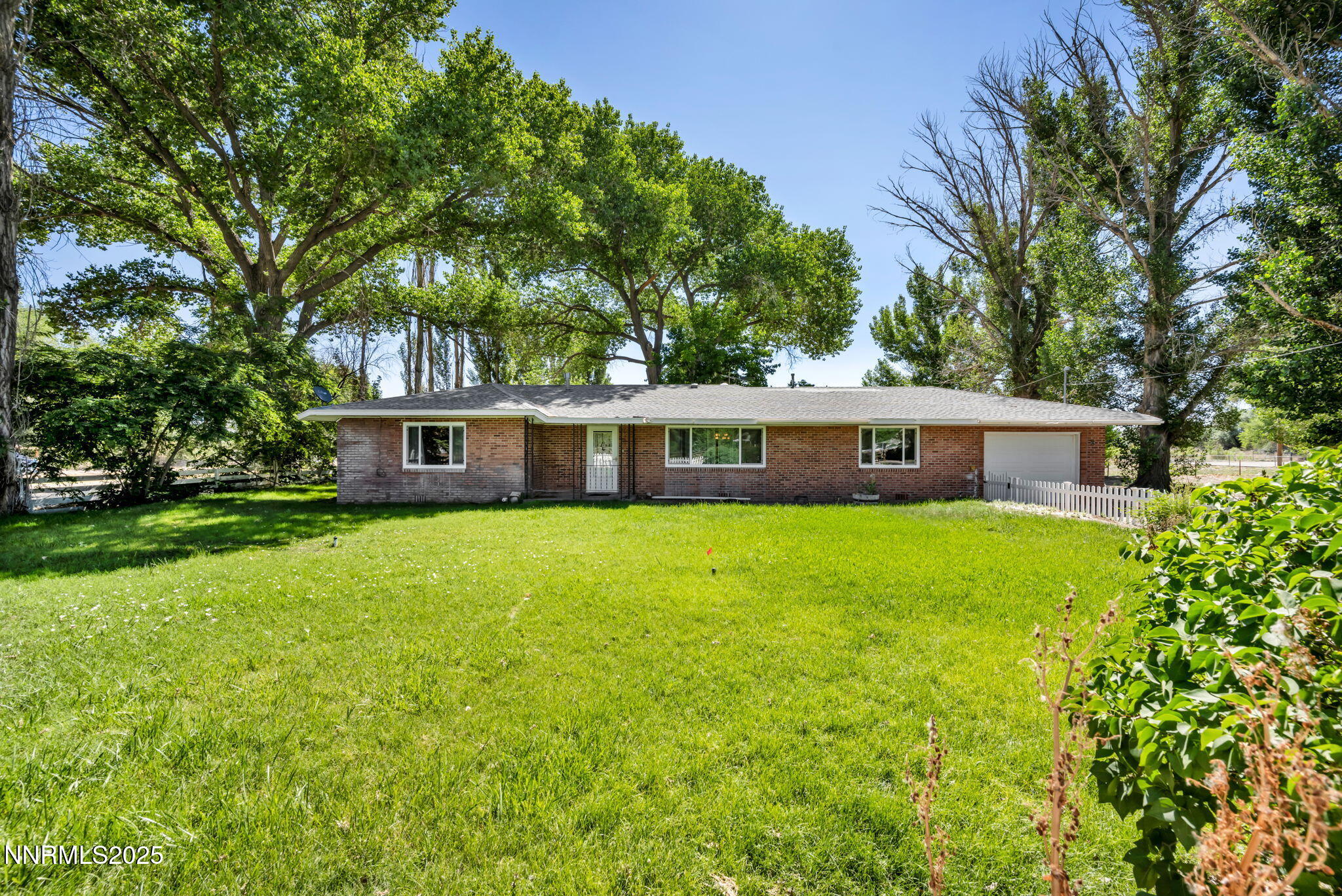 6 Green Acres Lane
