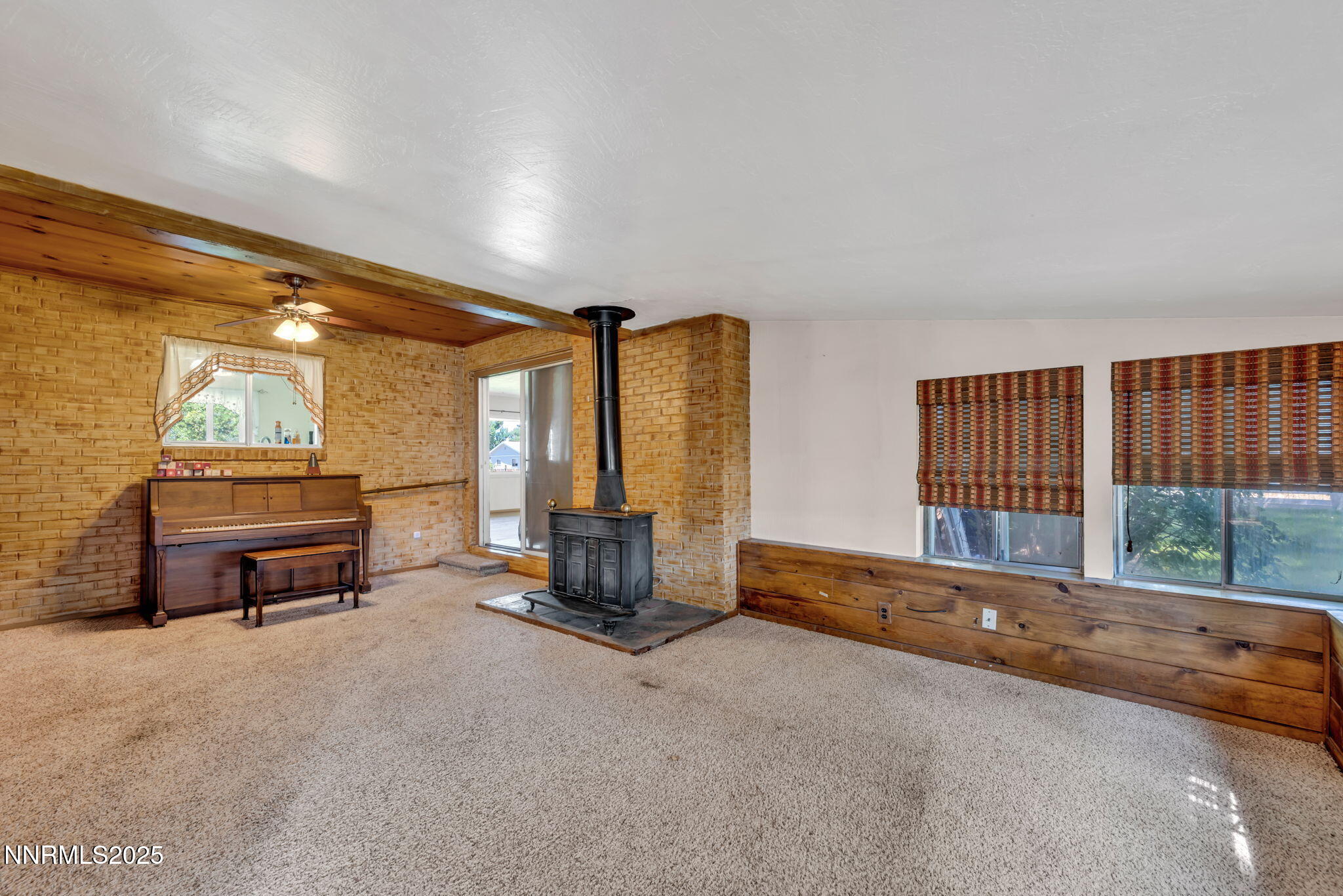 6 Green Acres Lane